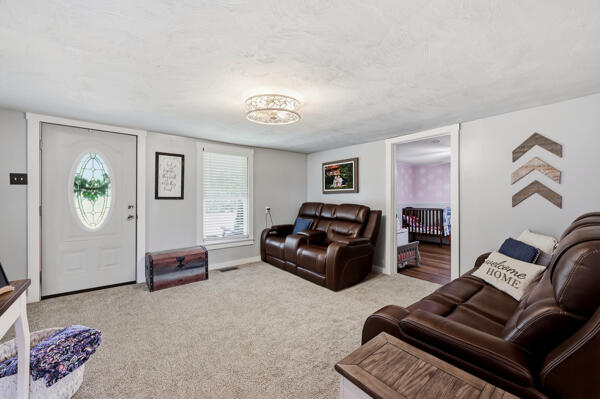 1257 Kays Road Property Photo 8