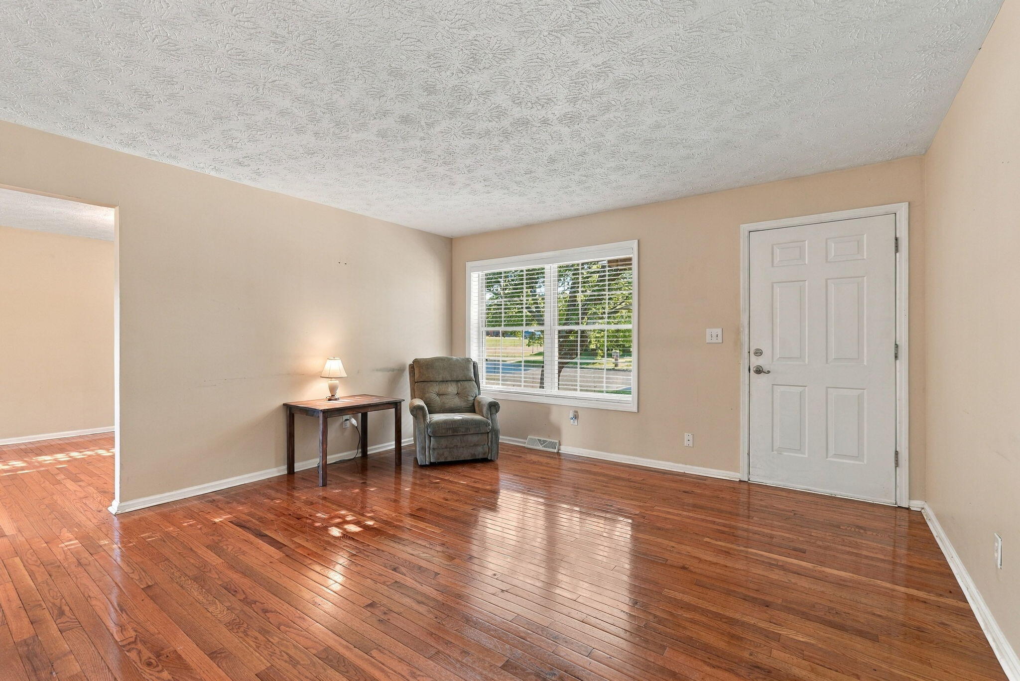 3185 Carriage Lane Property Photo 7