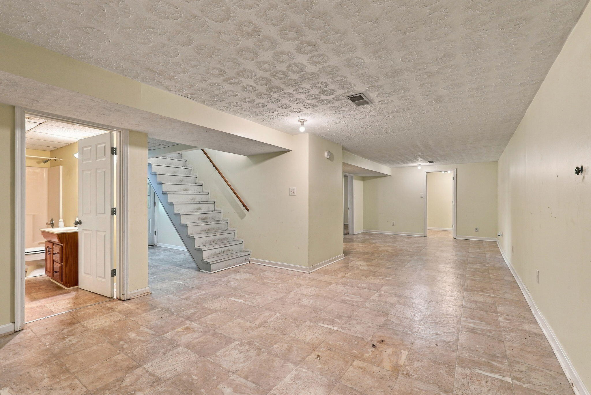 3185 Carriage Lane Property Photo 21