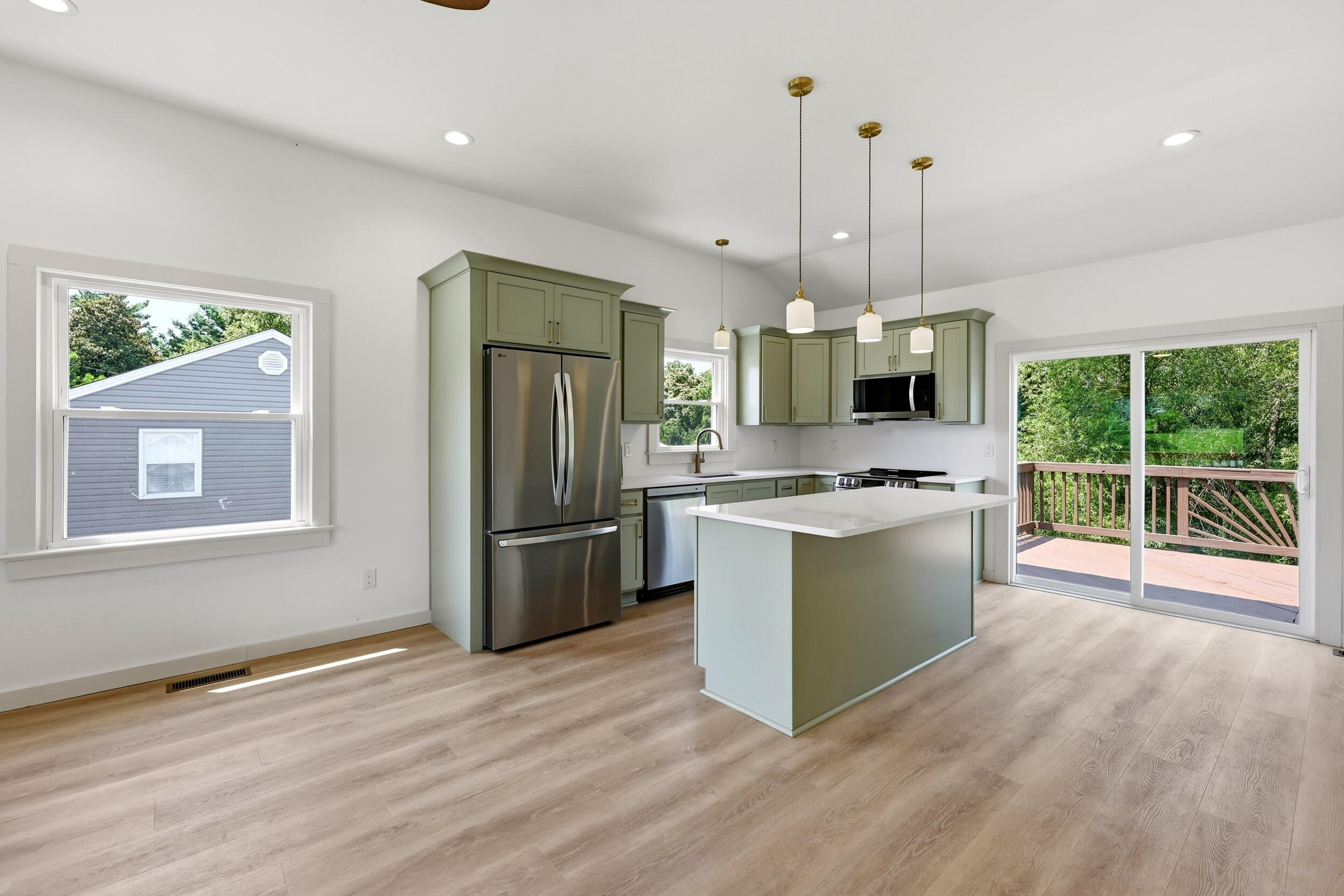 851 Hilltop Road Property Photo 8