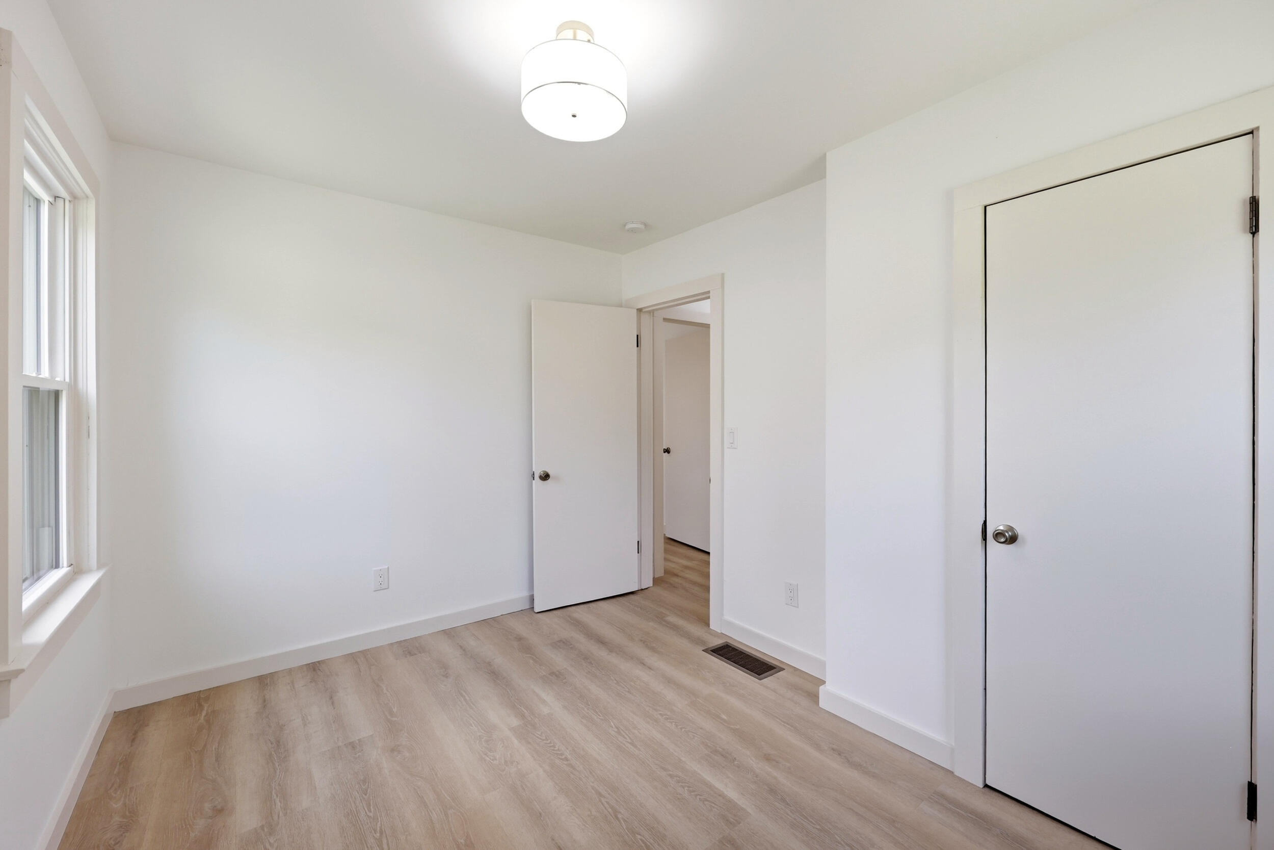 851 Hilltop Road Property Photo 23