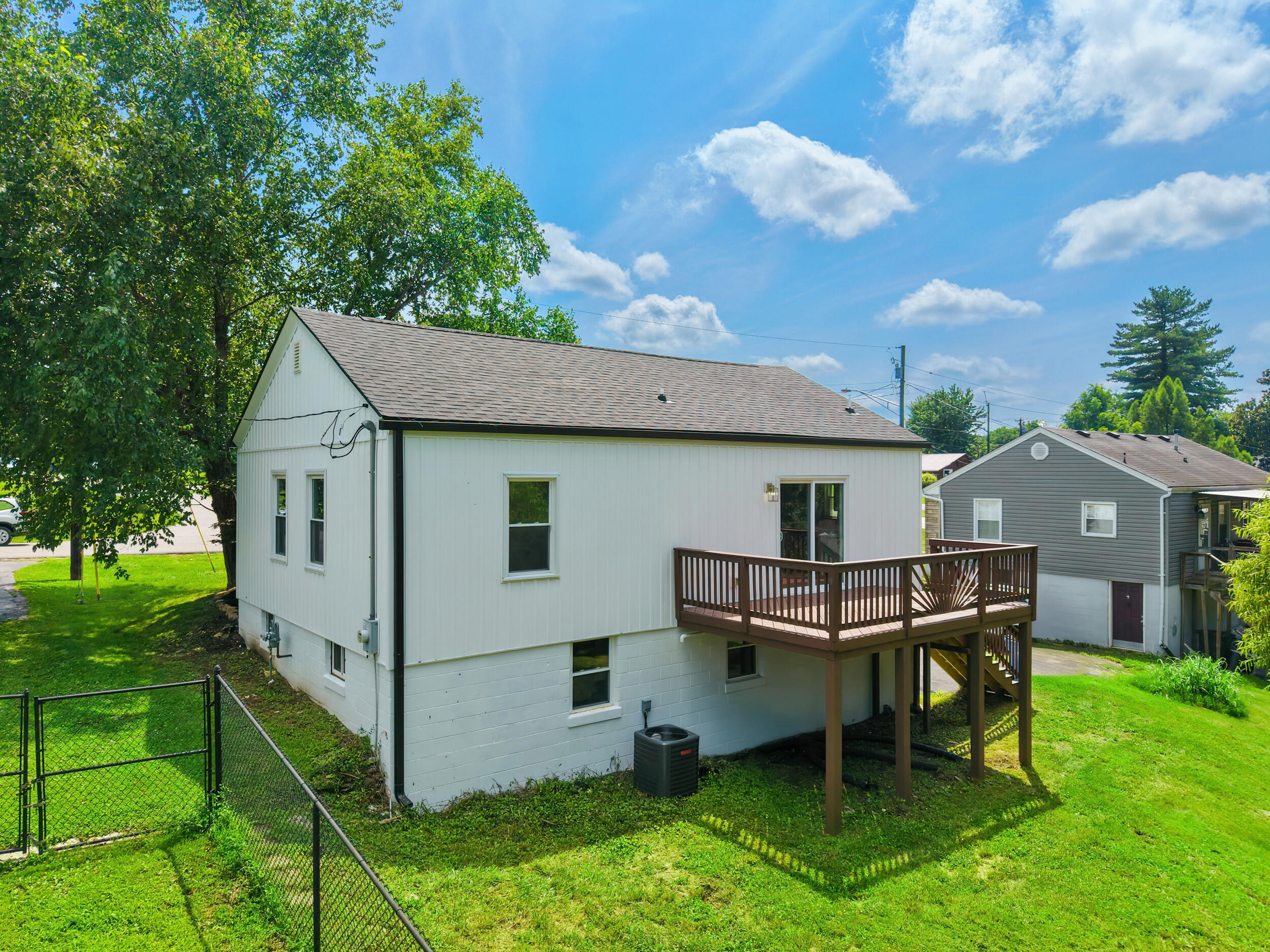 851 Hilltop Road Property Photo 28