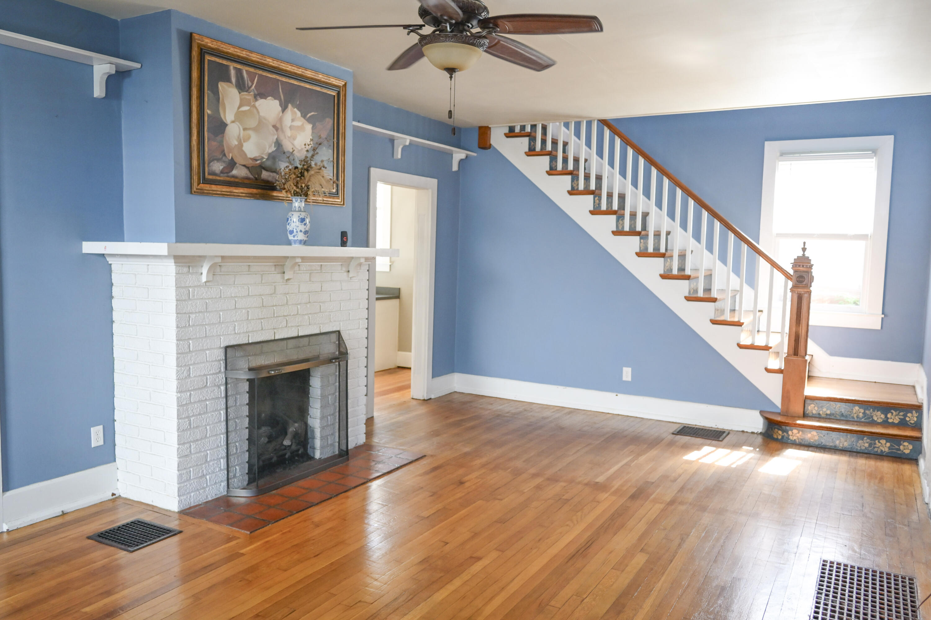 399 Ewing Street Property Photo 10