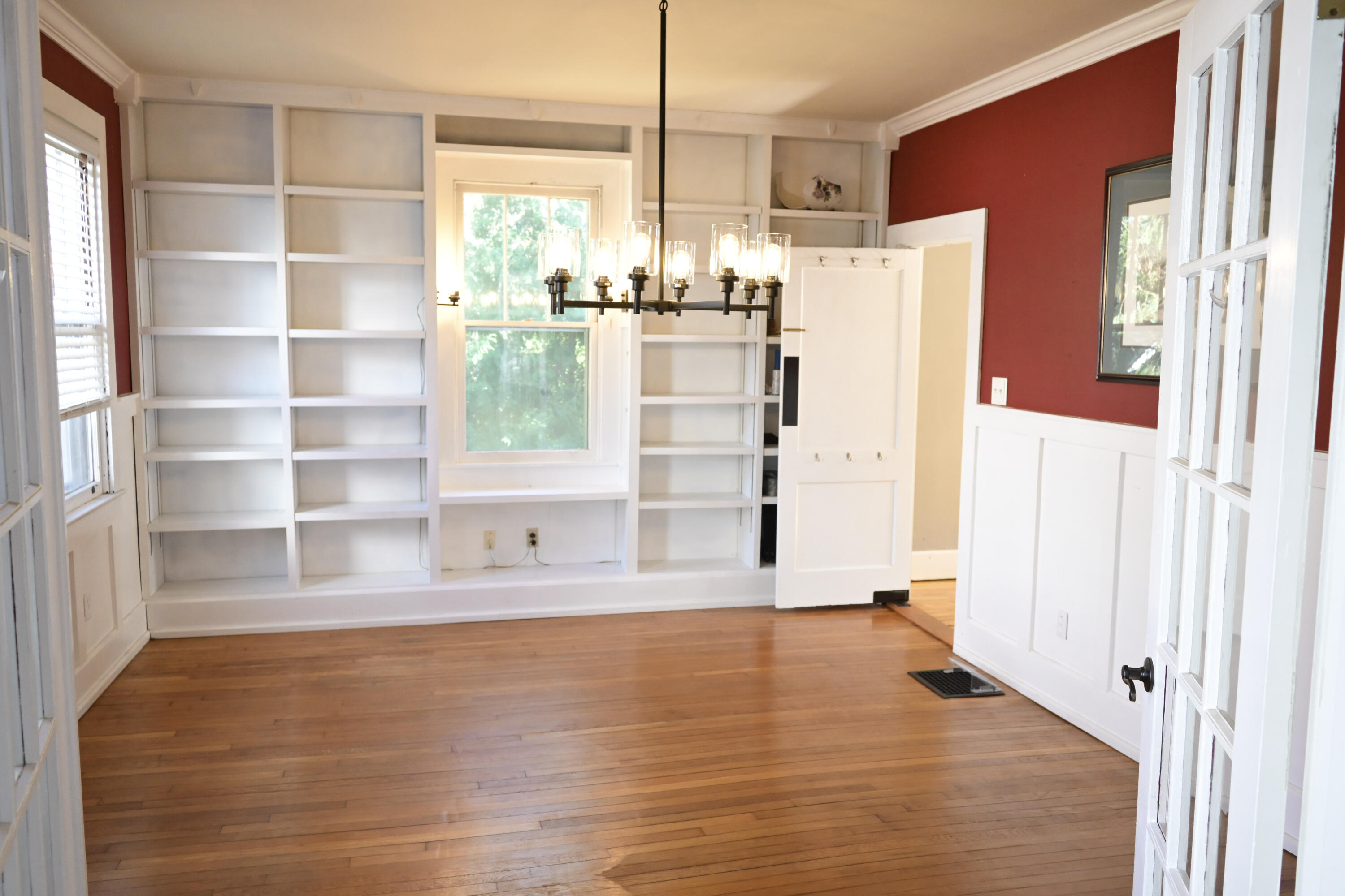399 Ewing Street Property Photo 12