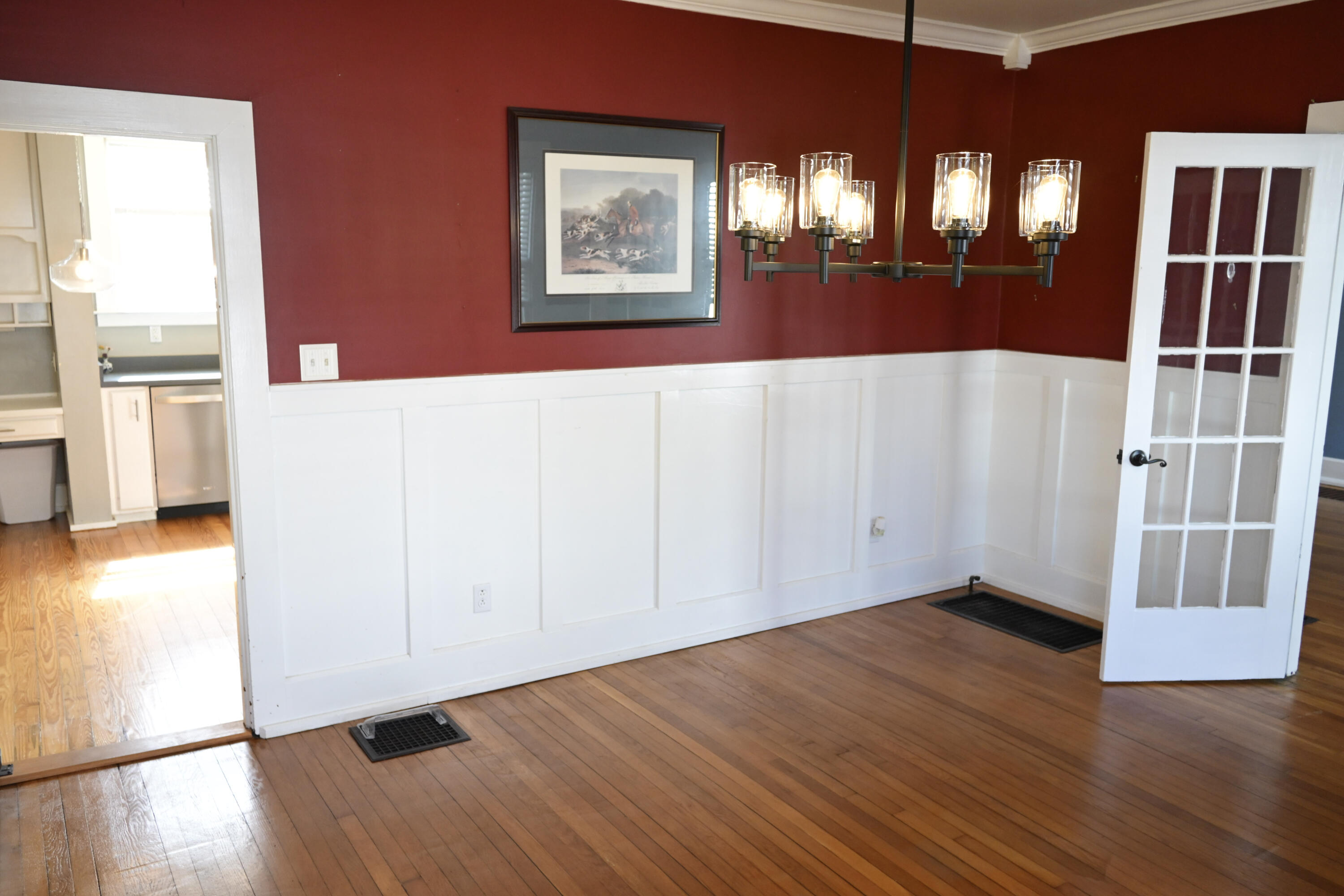 399 Ewing Street Property Photo 14