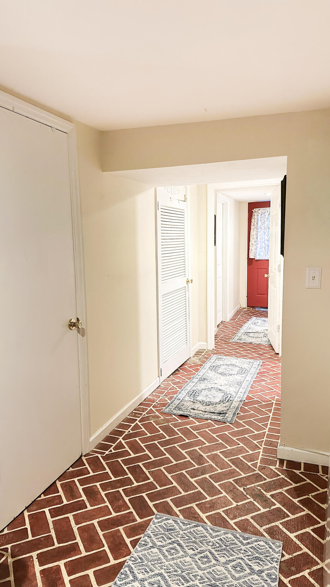 399 Ewing Street Property Photo 40