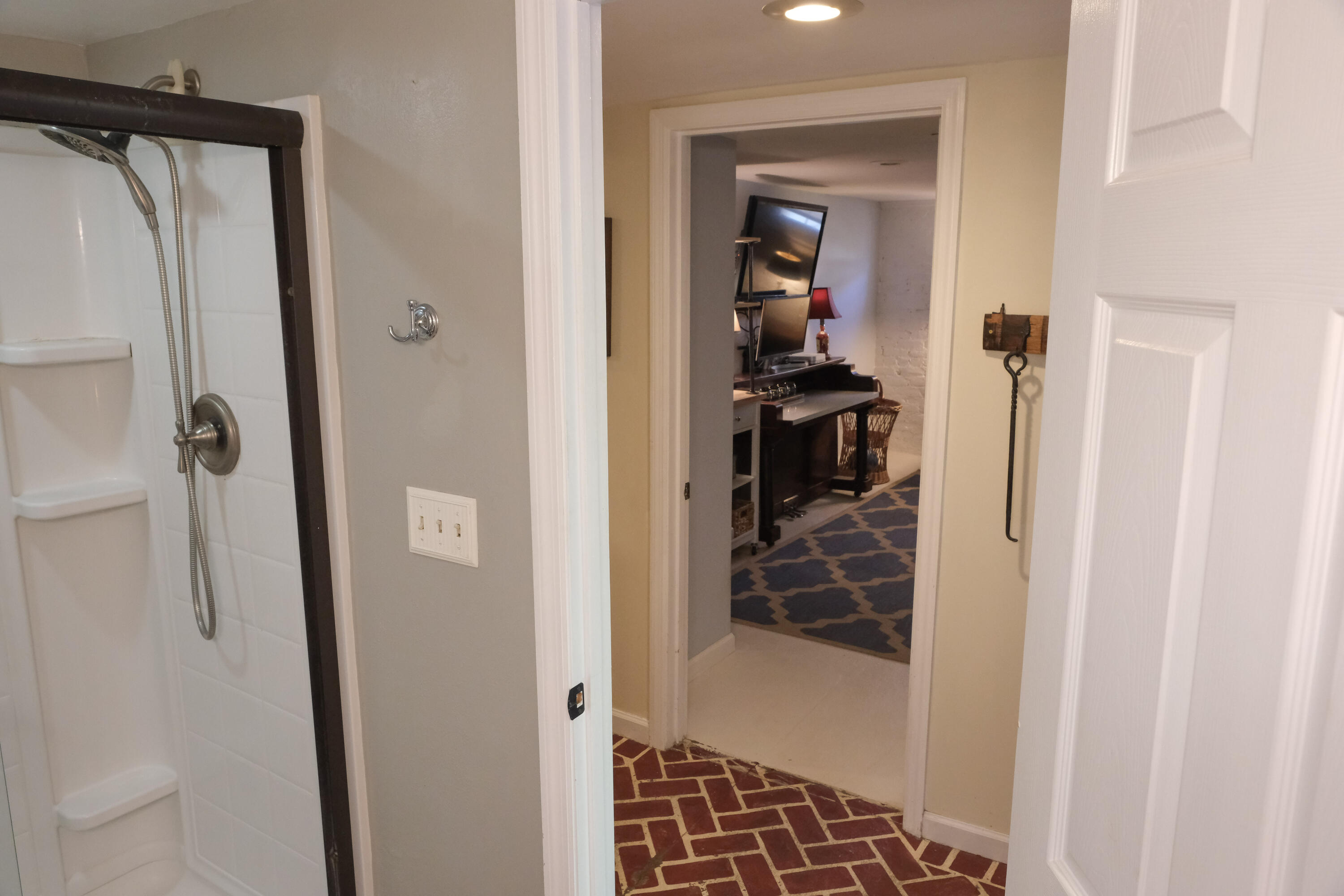 399 Ewing Street Property Photo 46