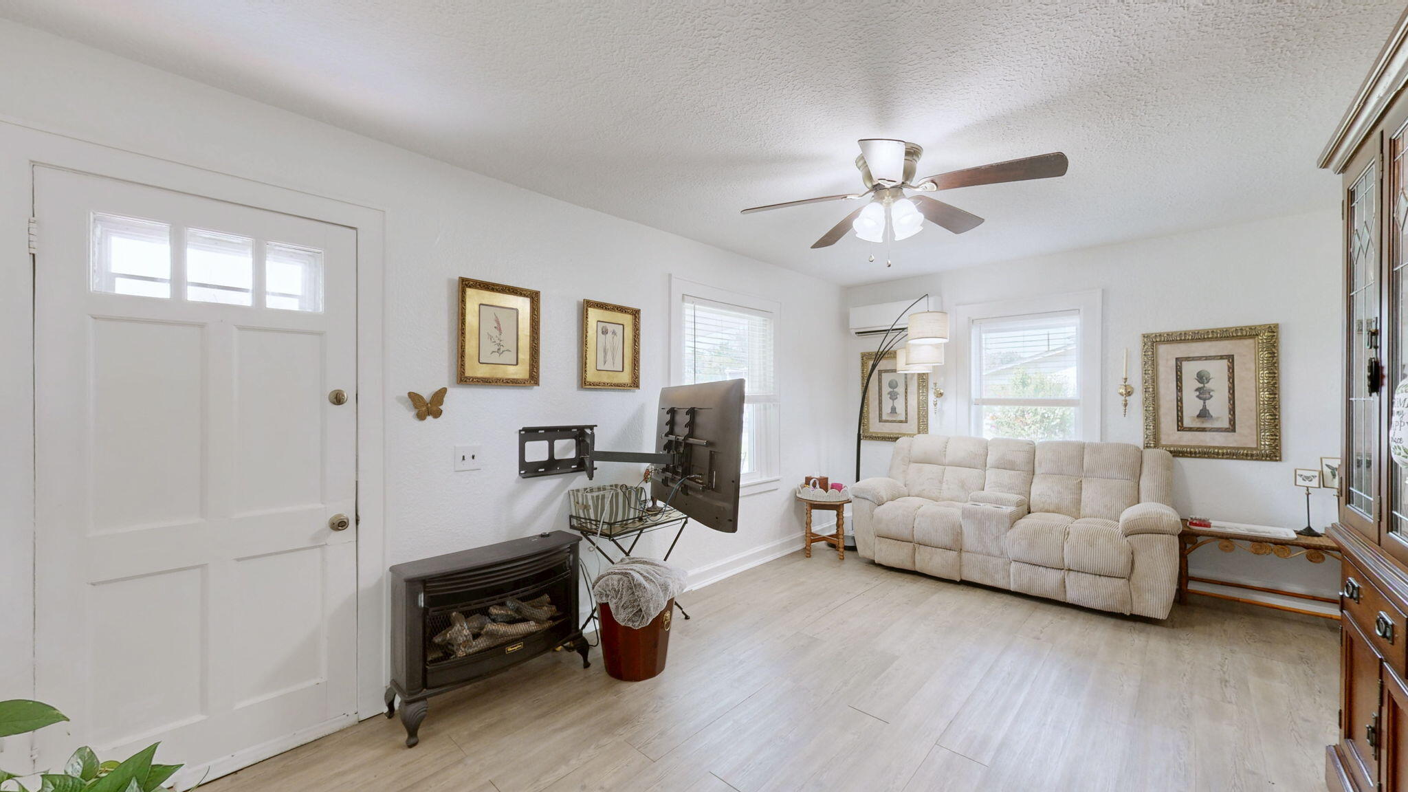 503 S 9th Street Property Photo 4