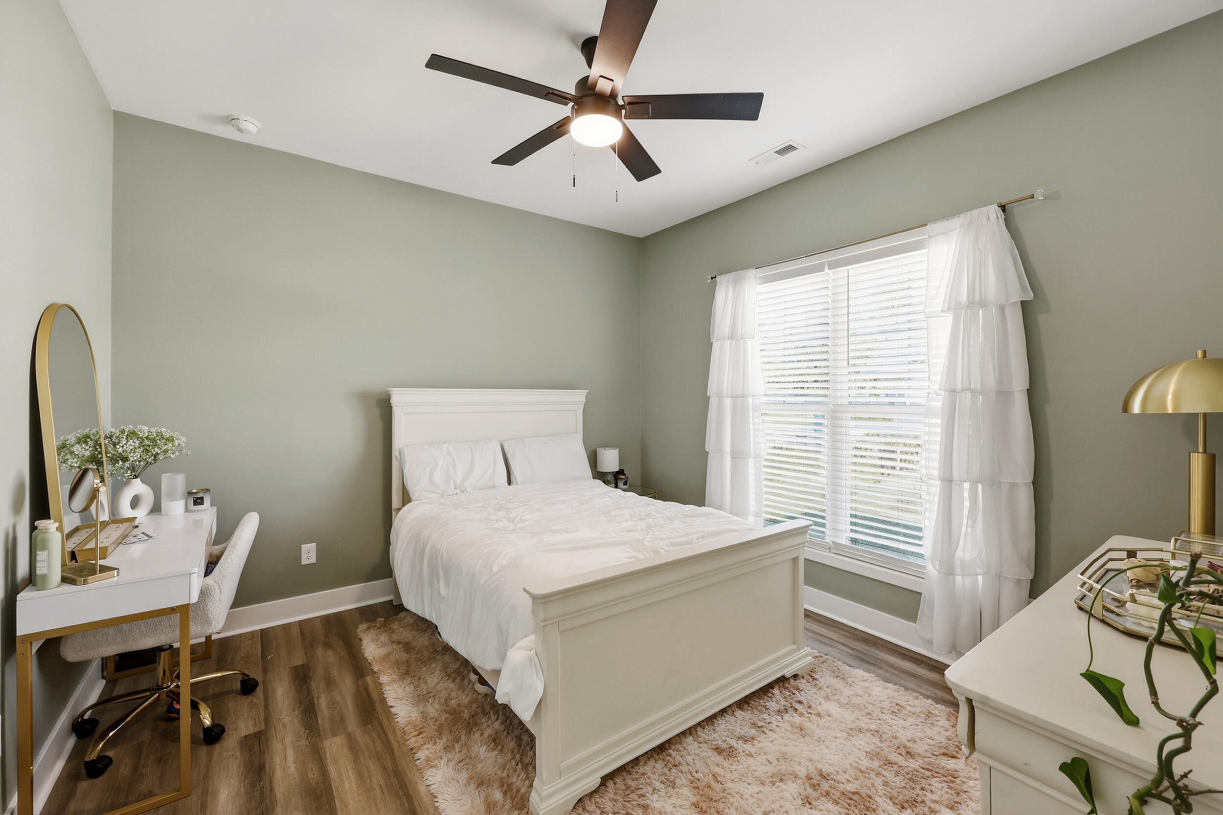 102 Aetna View Property Photo 5