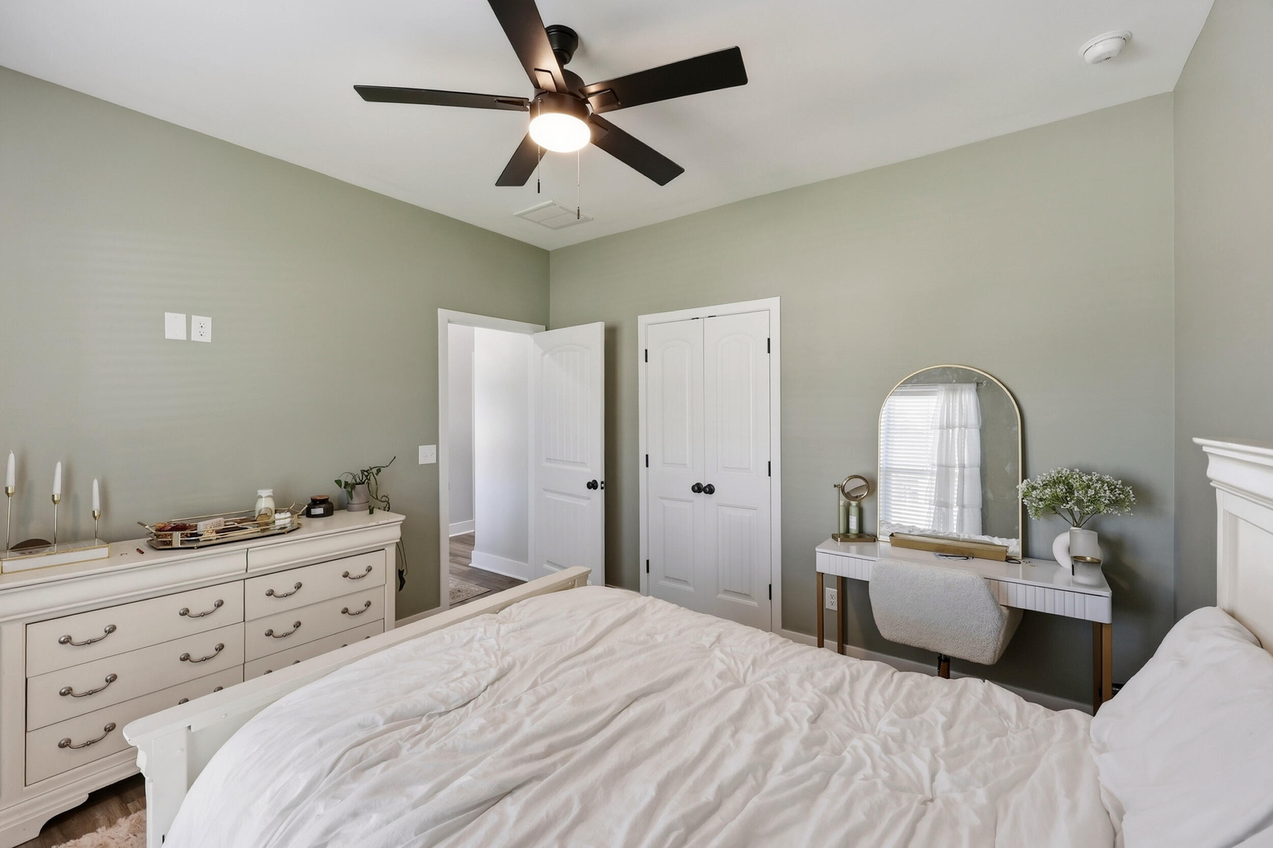 102 Aetna View Property Photo 6