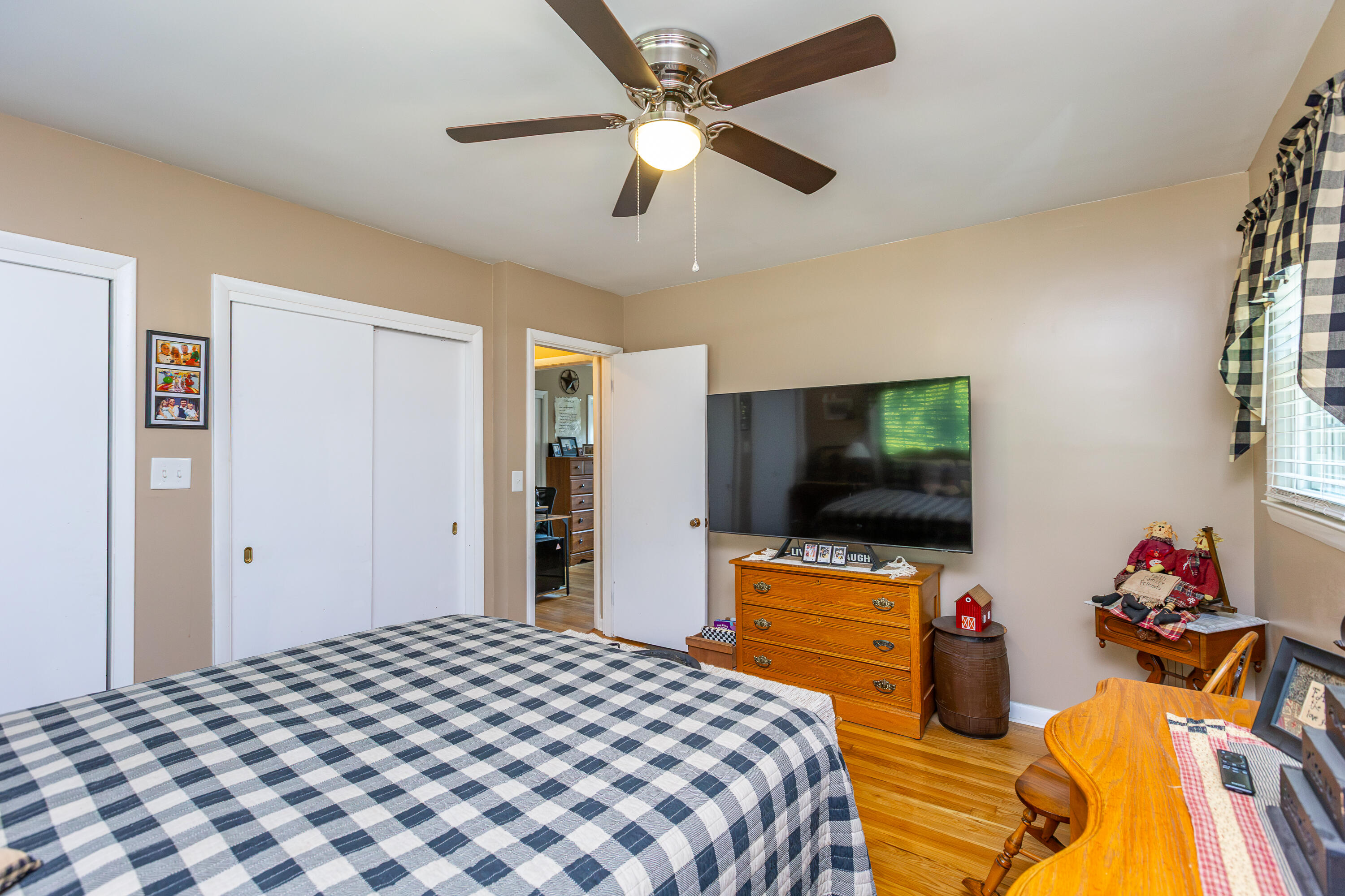 508 S Bragg Street Property Photo 21