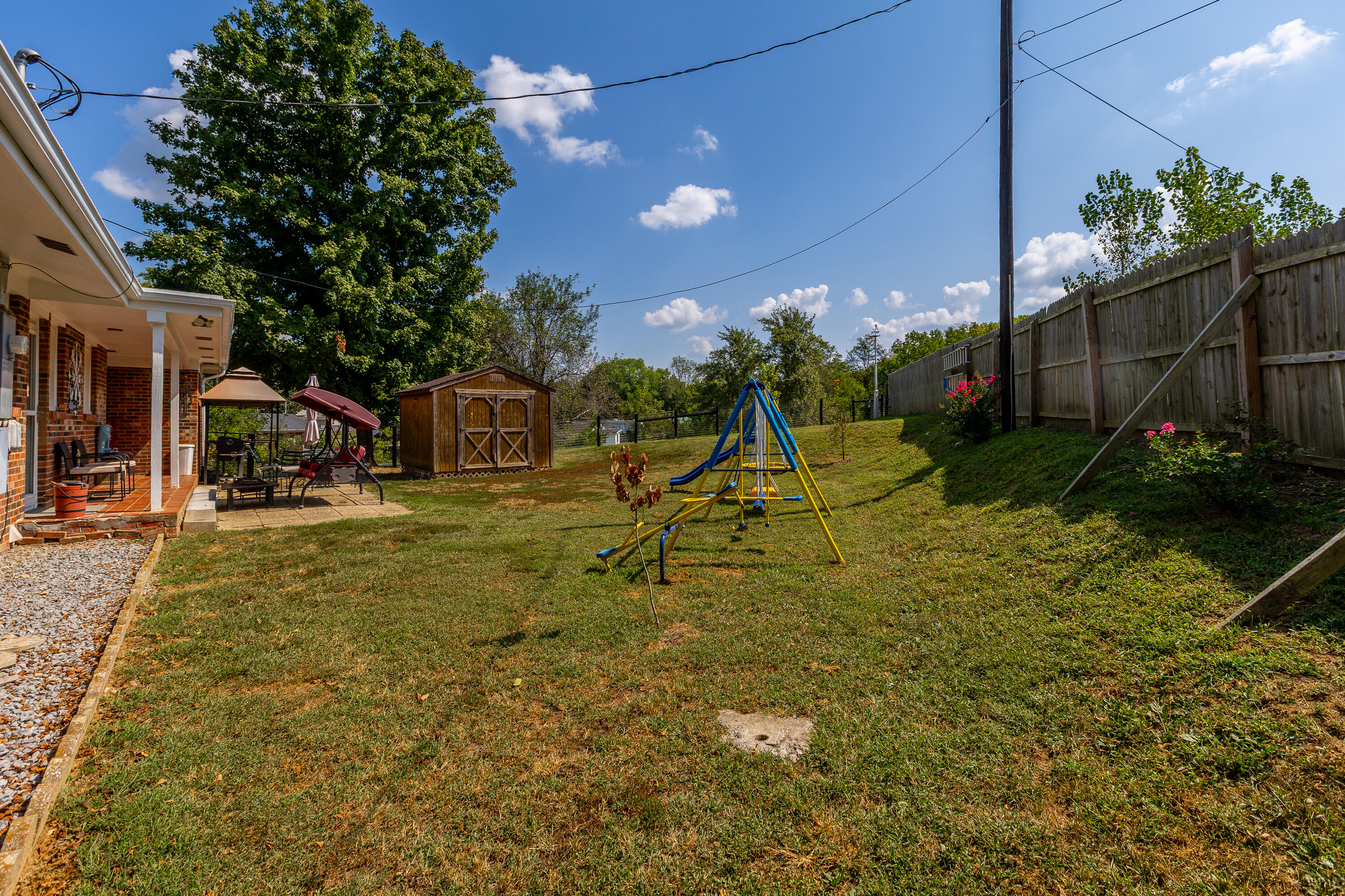 508 S Bragg Street Property Photo 28