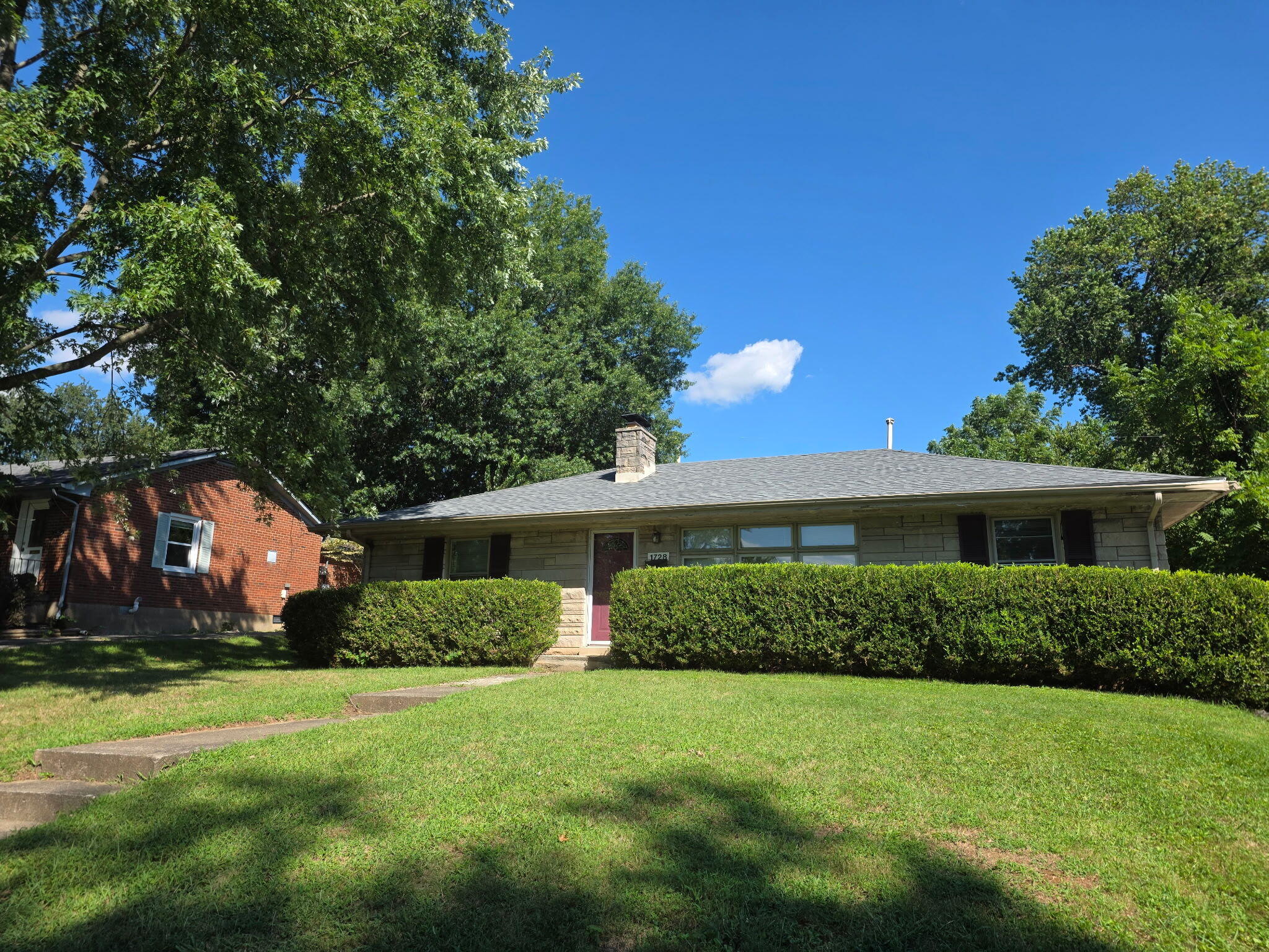 1728 Shenandoah Drive Property Photo 1
