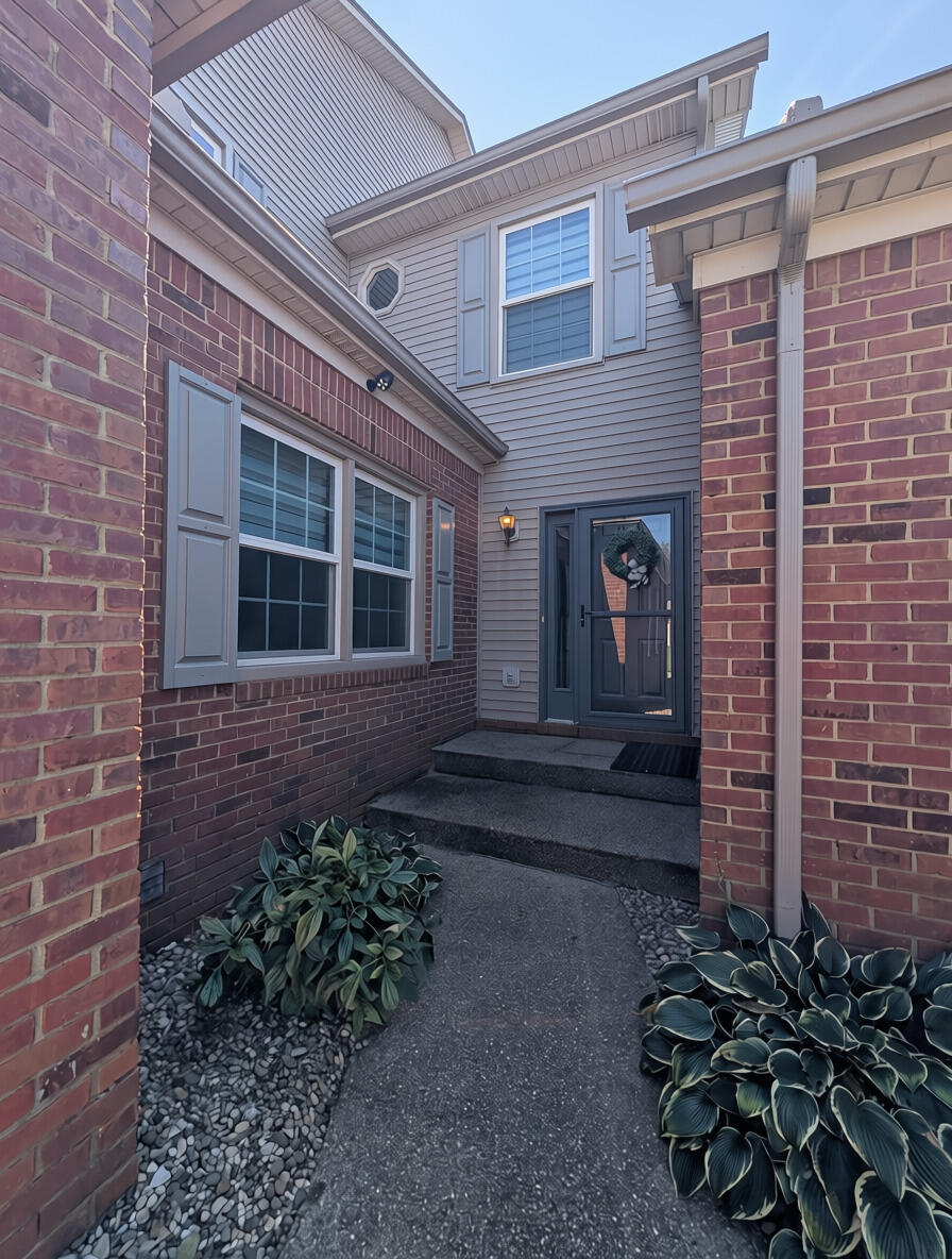 1542 Player Drive Property Photo 1