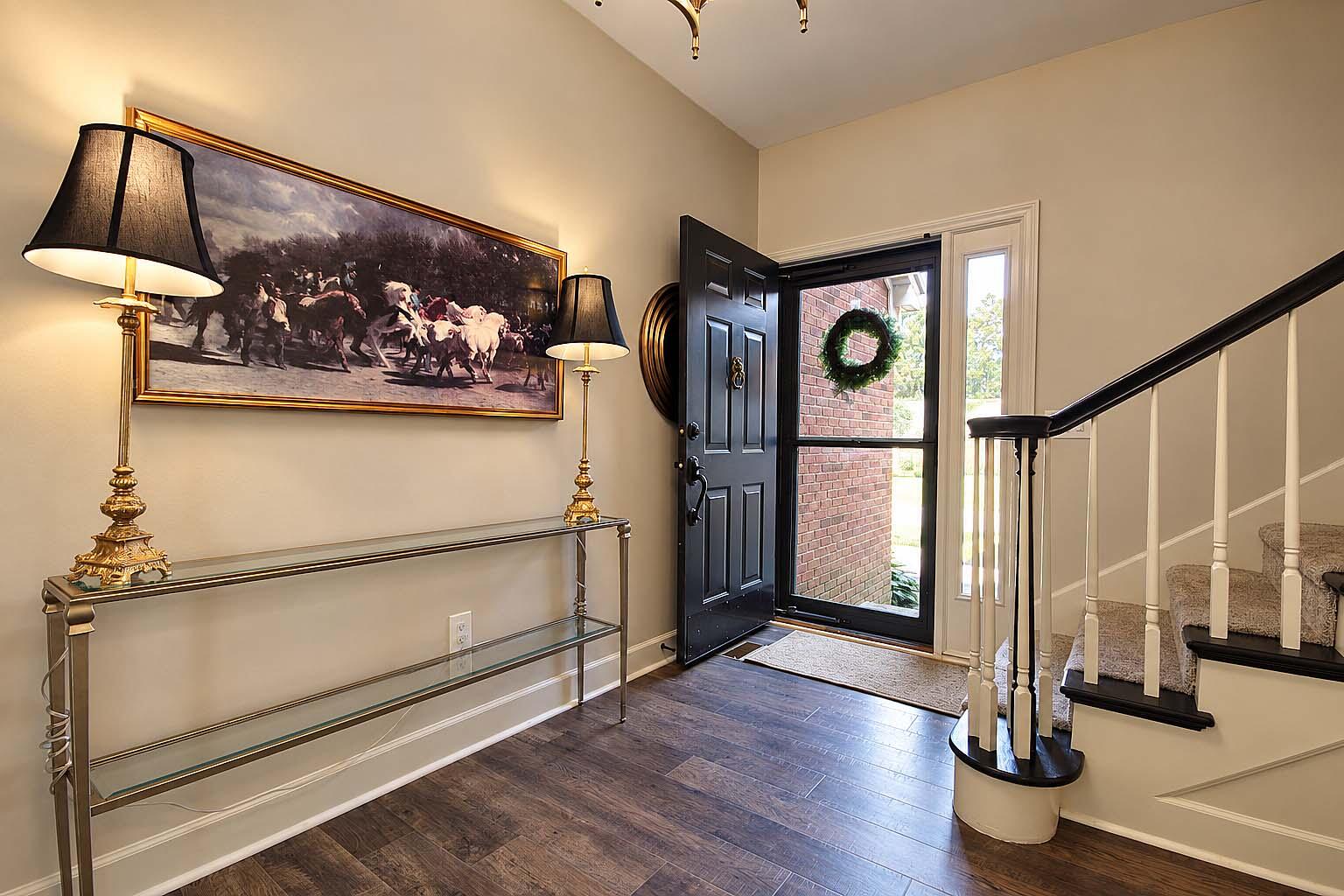 1542 Player Drive Property Photo 2