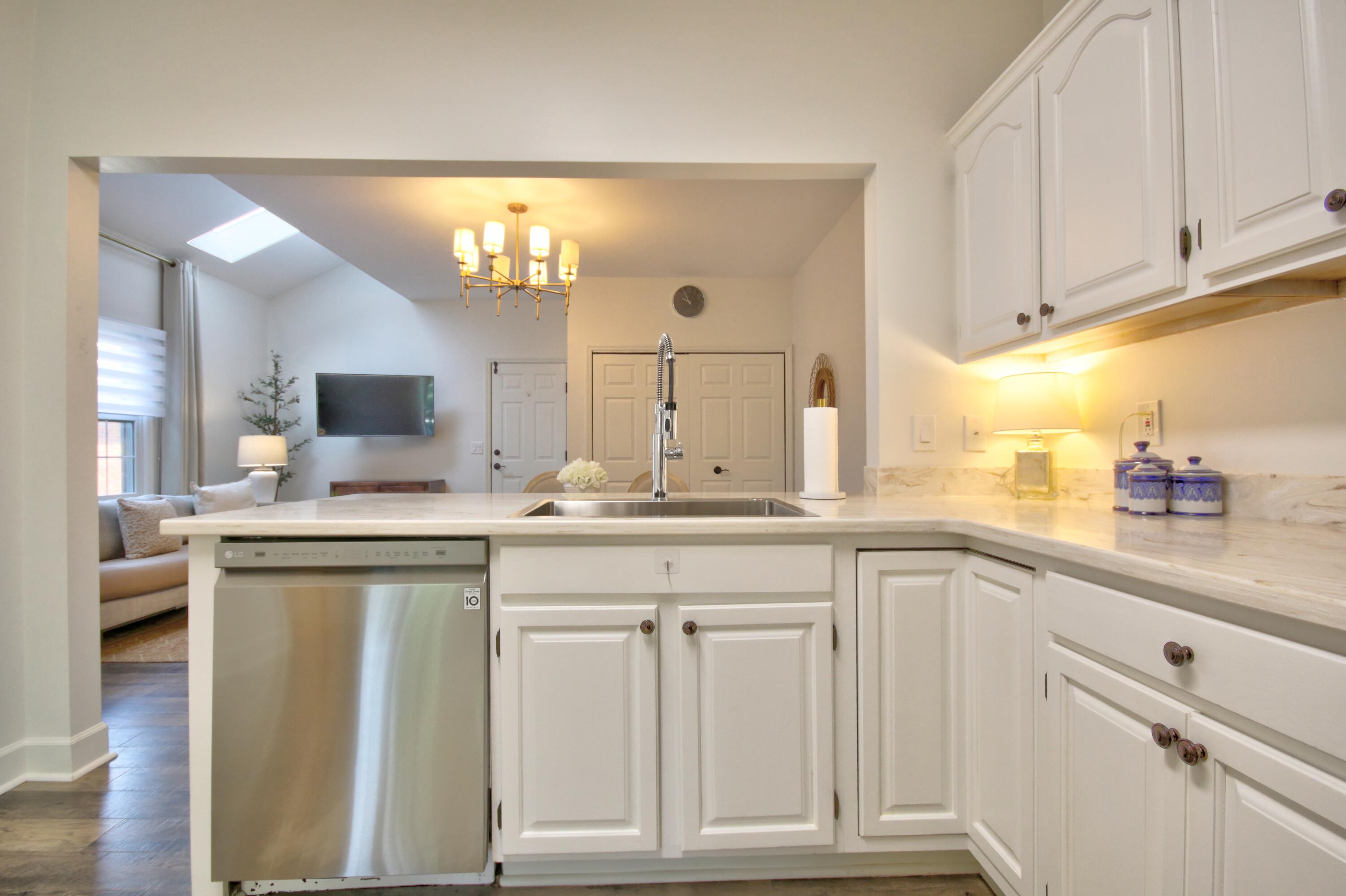 1542 Player Drive Property Photo 12