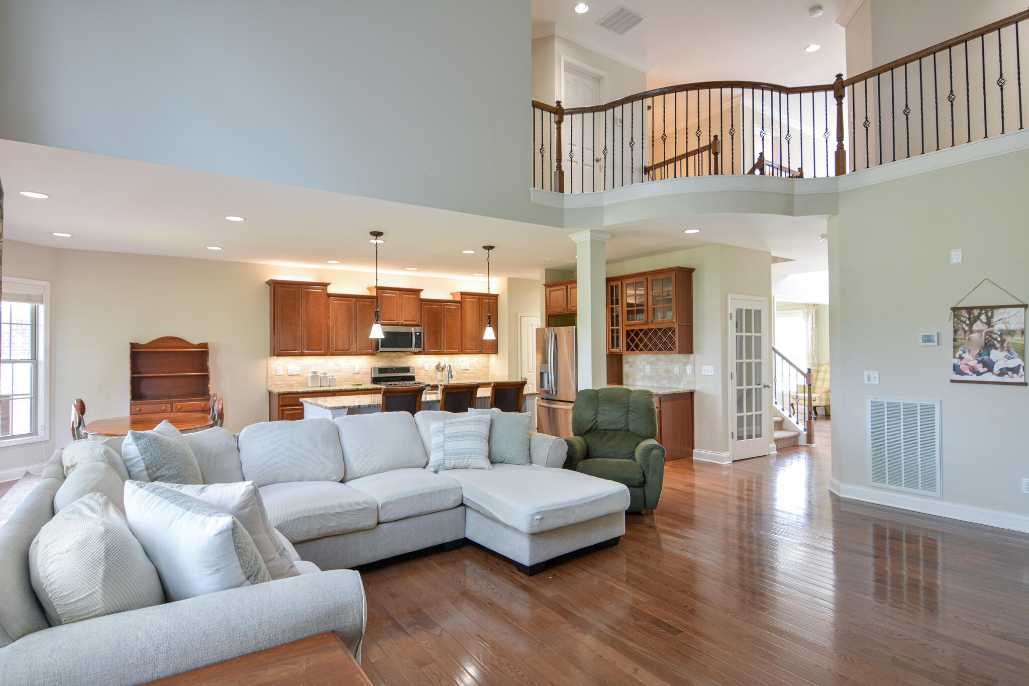 132 Sunningdale Drive Property Photo 4