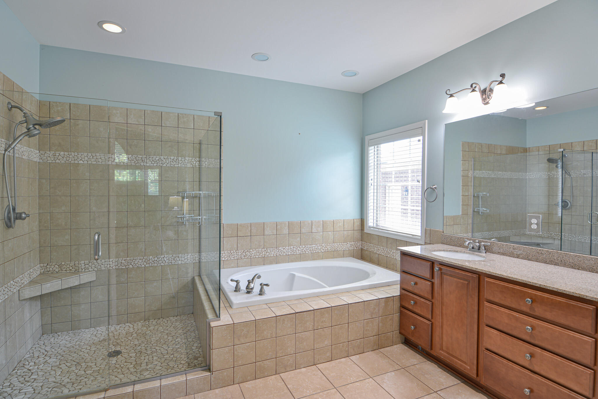 132 Sunningdale Drive Property Photo 26