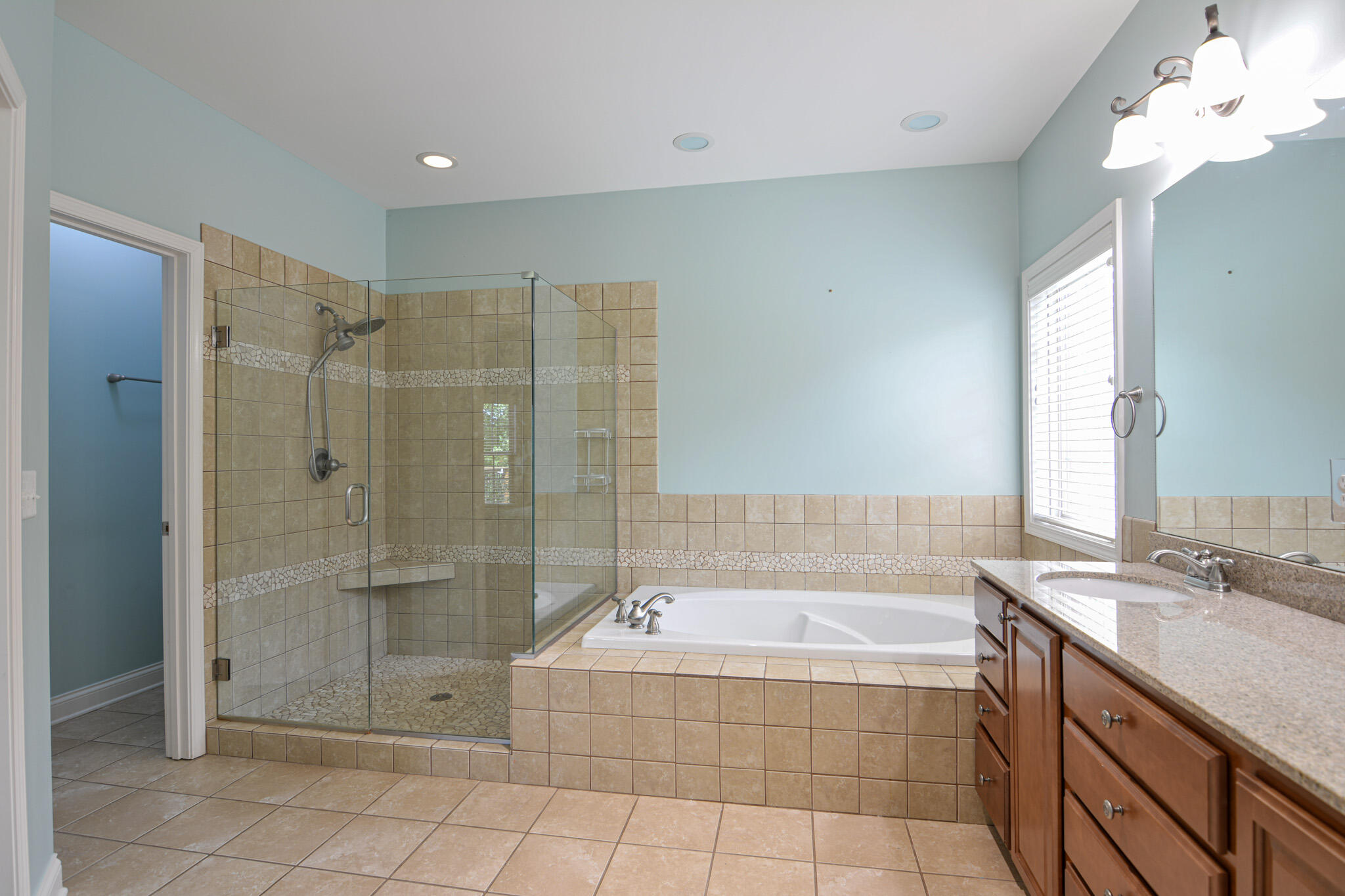 132 Sunningdale Drive Property Photo 28