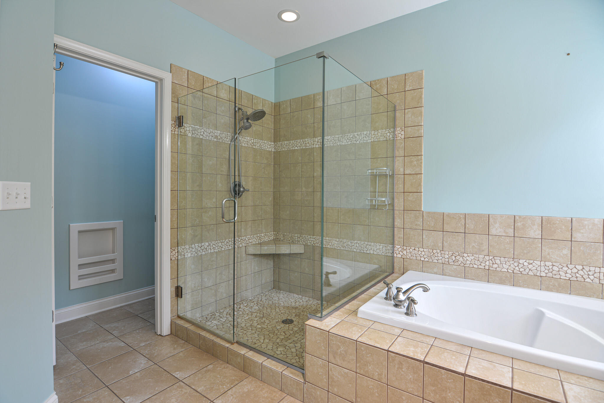132 Sunningdale Drive Property Photo 29