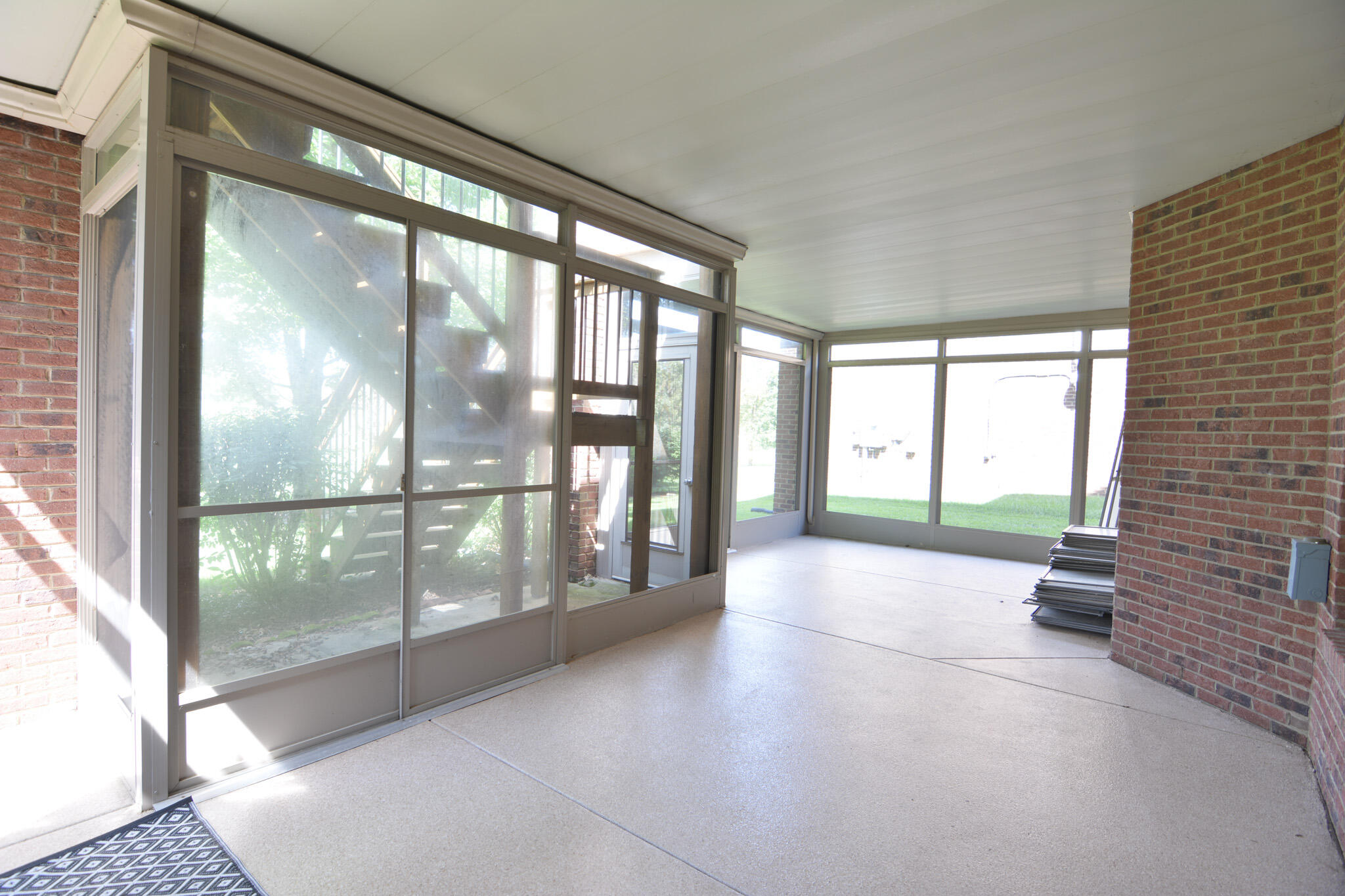 132 Sunningdale Drive Property Photo 67