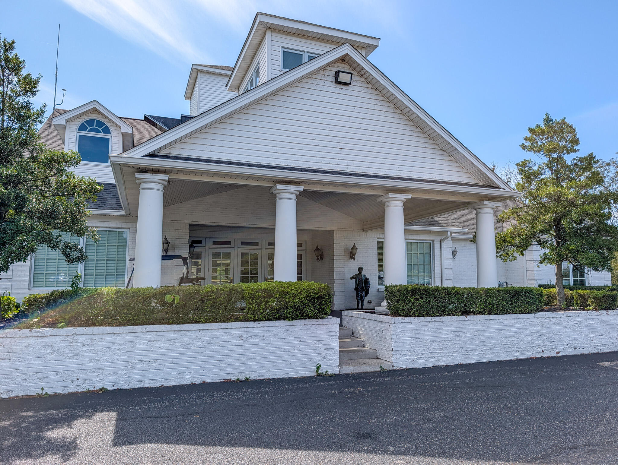 132 Sunningdale Drive Property Photo 116