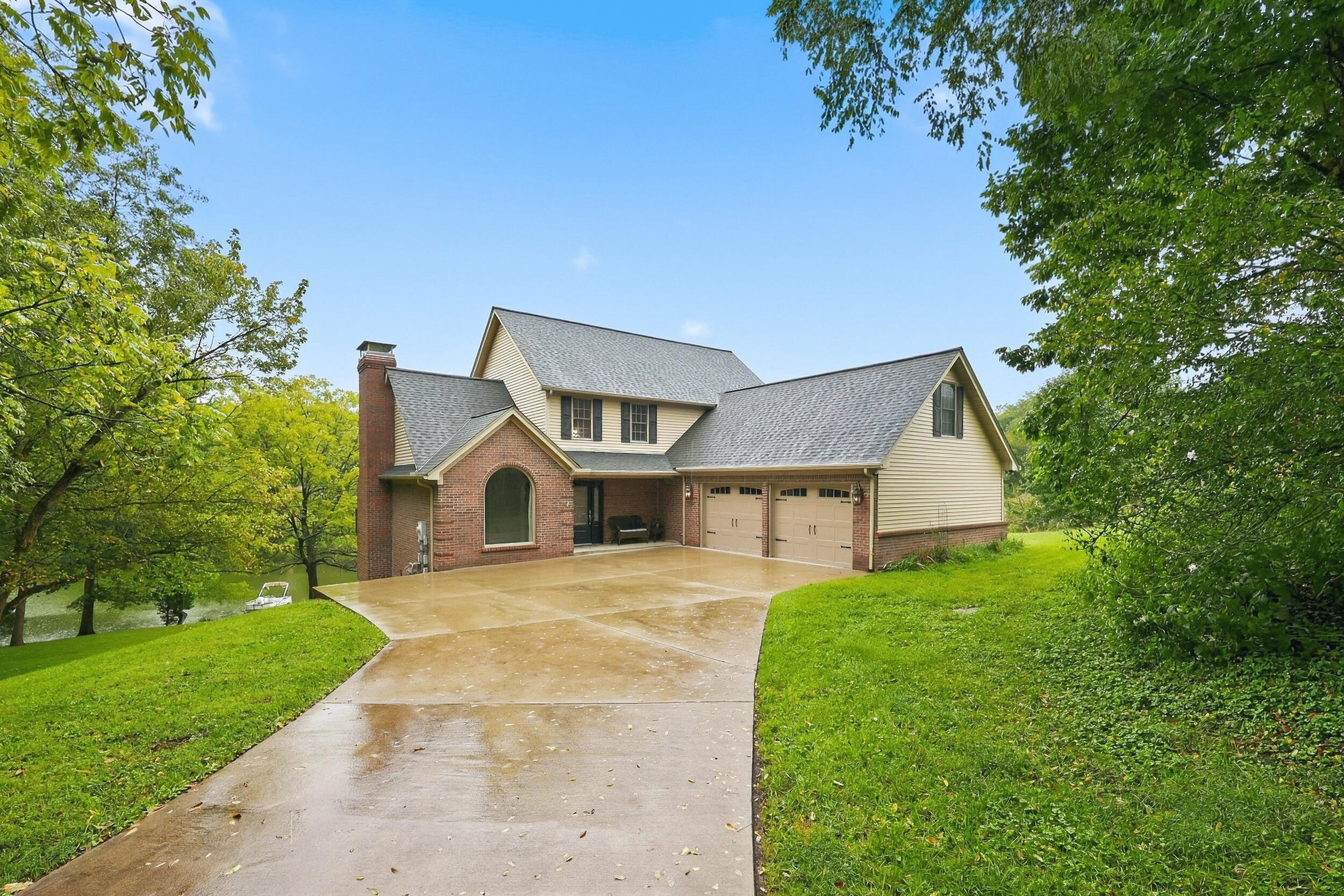 210 Mallard Point Court Property Photo 1