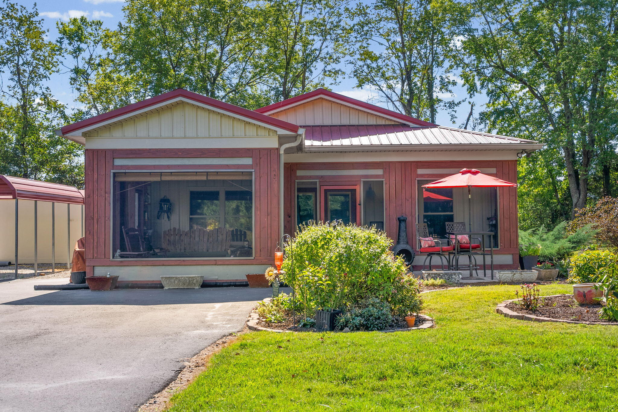 148 Church Street Property Photo 5