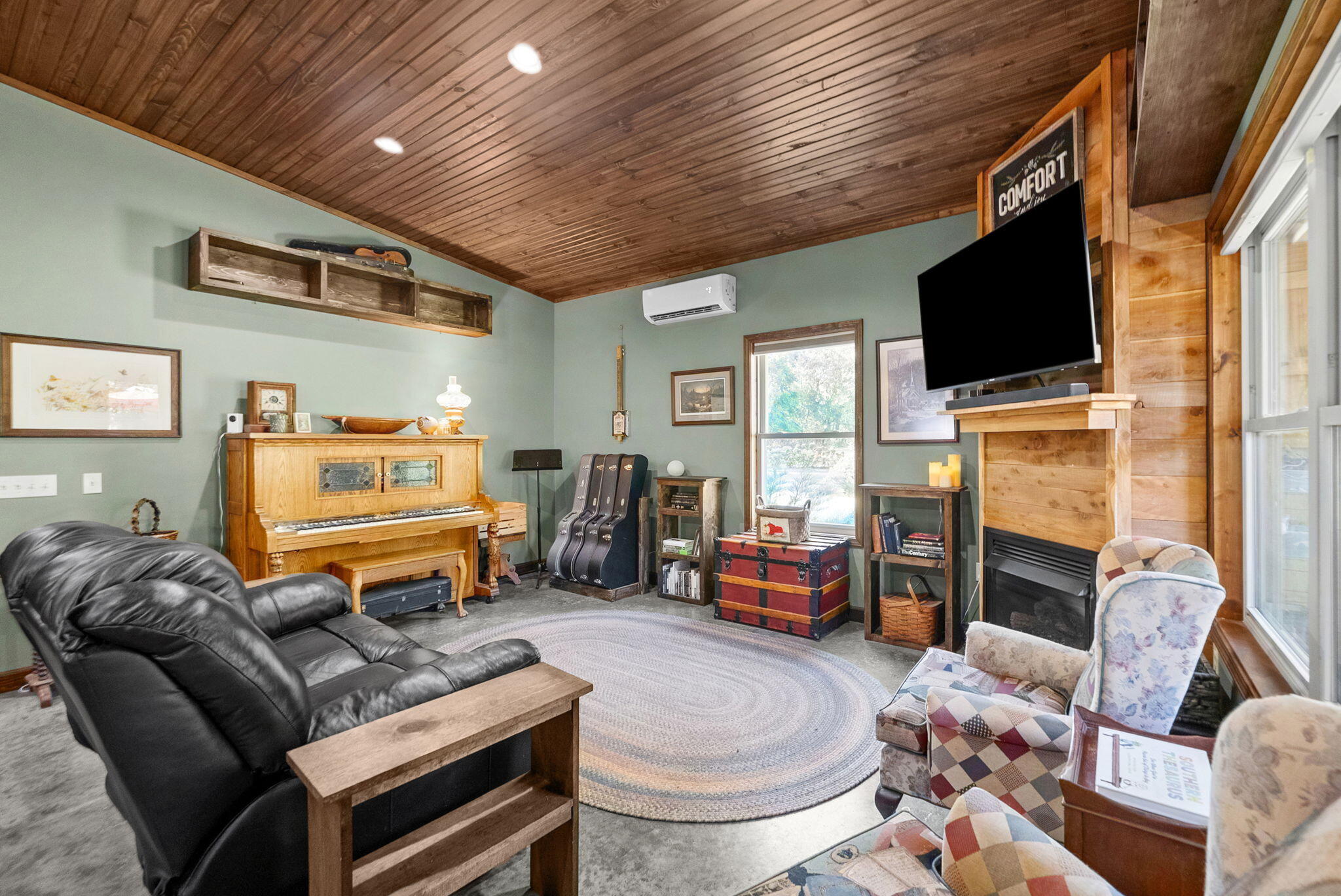 148 Church Street Property Photo 8