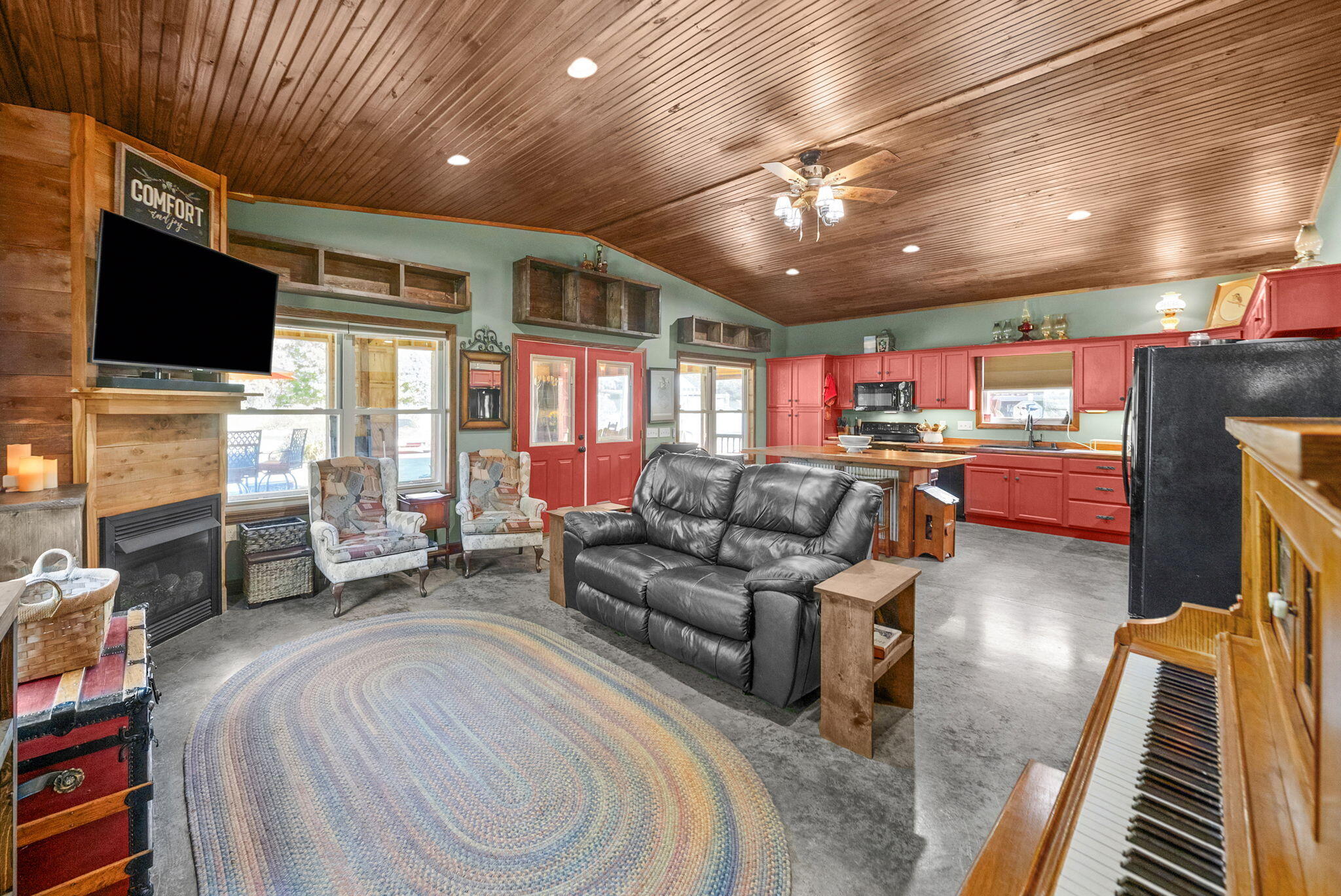 148 Church Street Property Photo 10