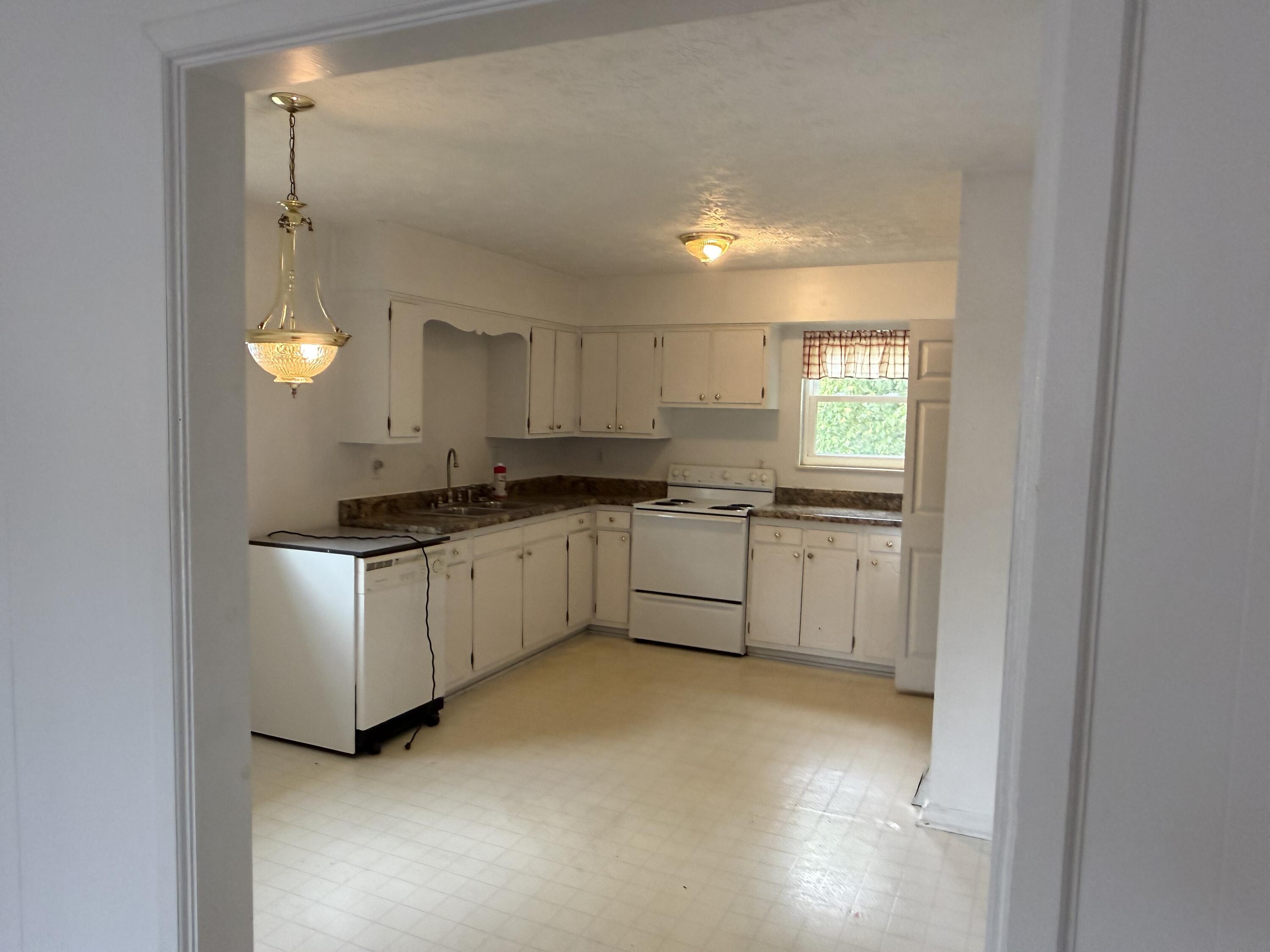 1017 N Main Street Property Photo 19