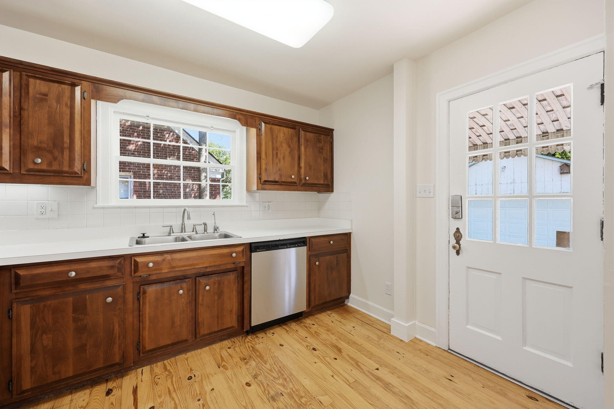 220 Barberry Lane Property Photo 18