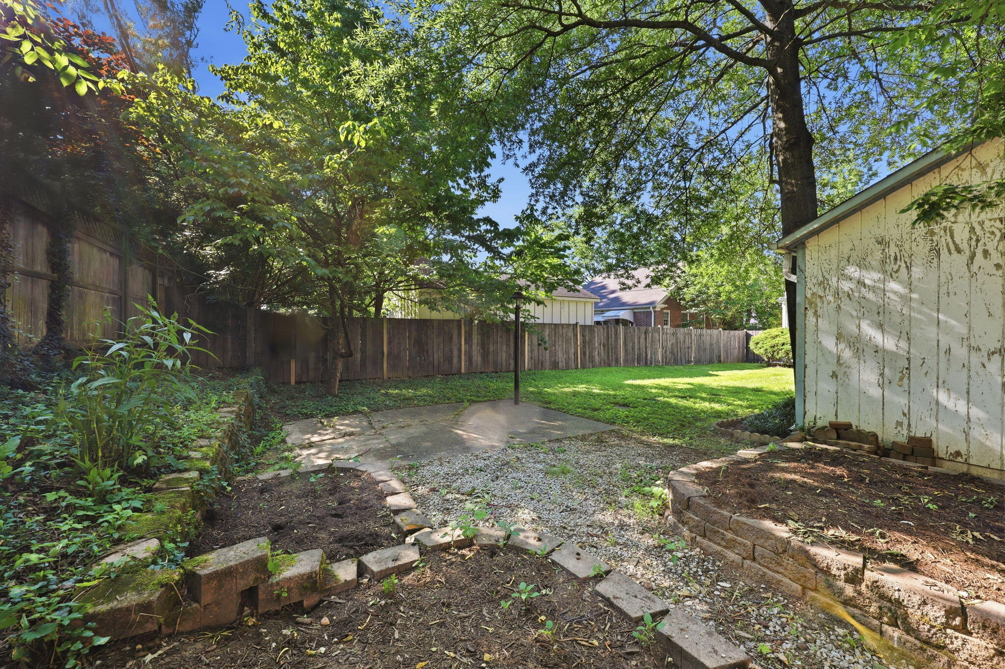 220 Barberry Lane Property Photo 47