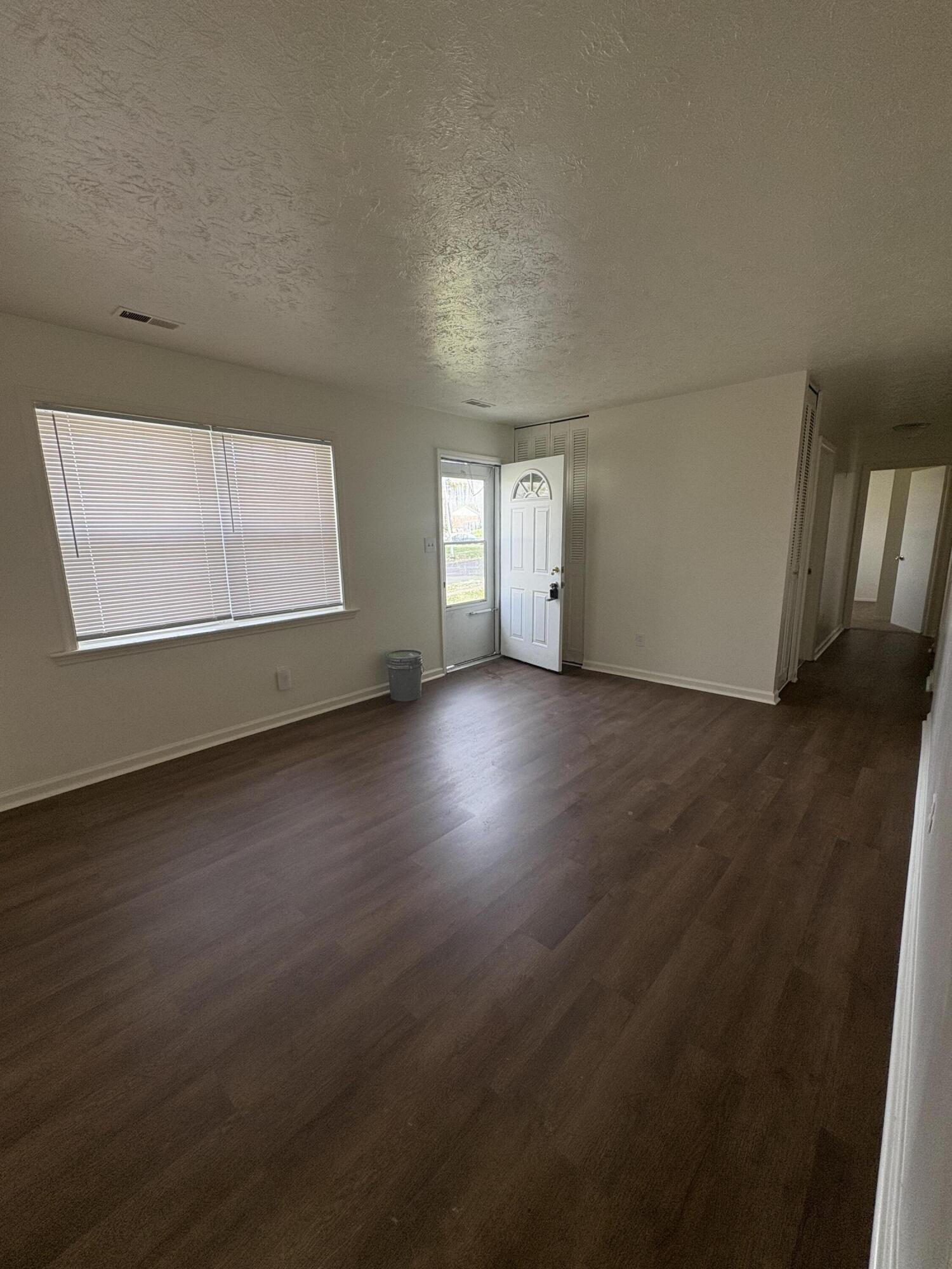 1280 Ascot Park Property Photo 4