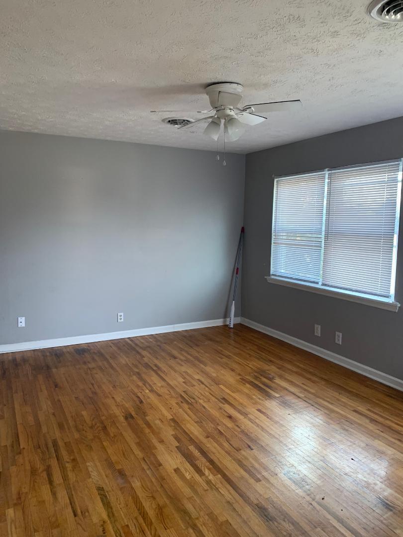 3514 River Park Drive Property Photo 2