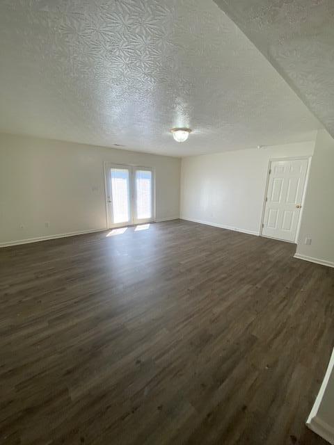 203 201/203 Tanbark Drive Drive Property Photo 6