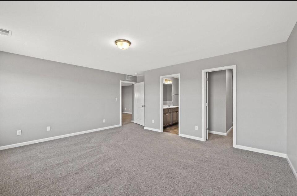 8116 Driftwood Loop Property Photo 9
