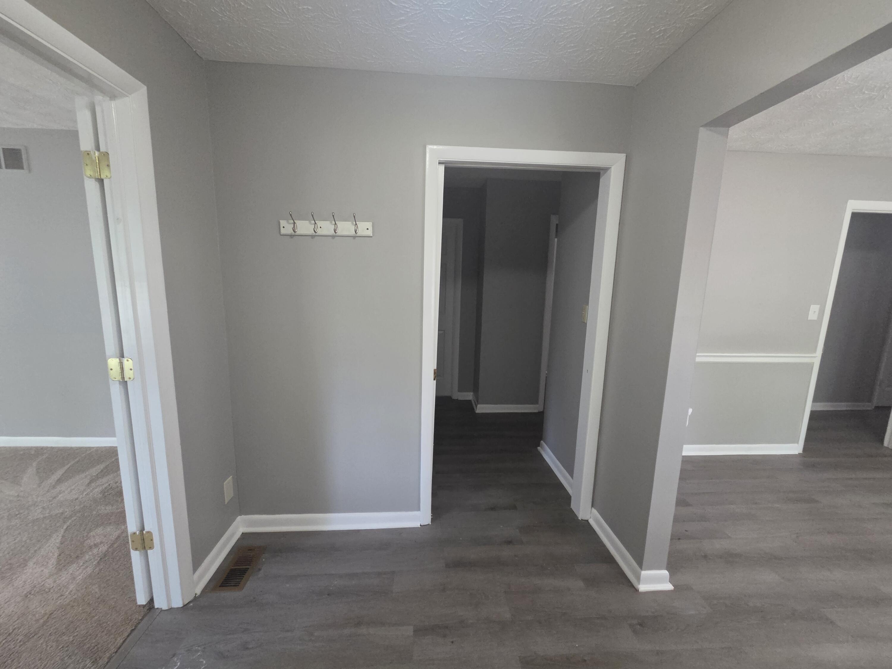 3334 Nevius Drive Property Photo 2