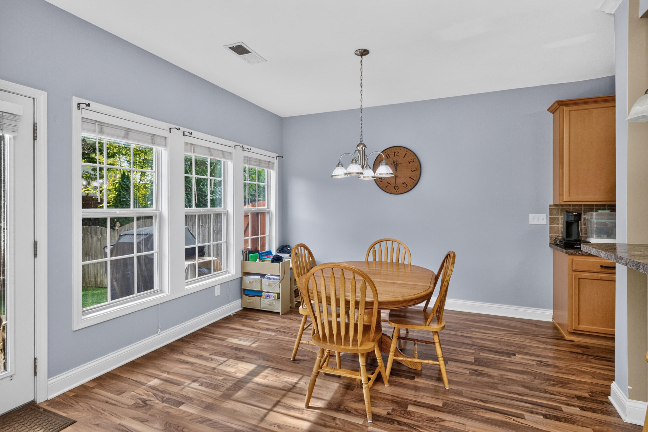 564 Lanarkshire Place Property Photo 15