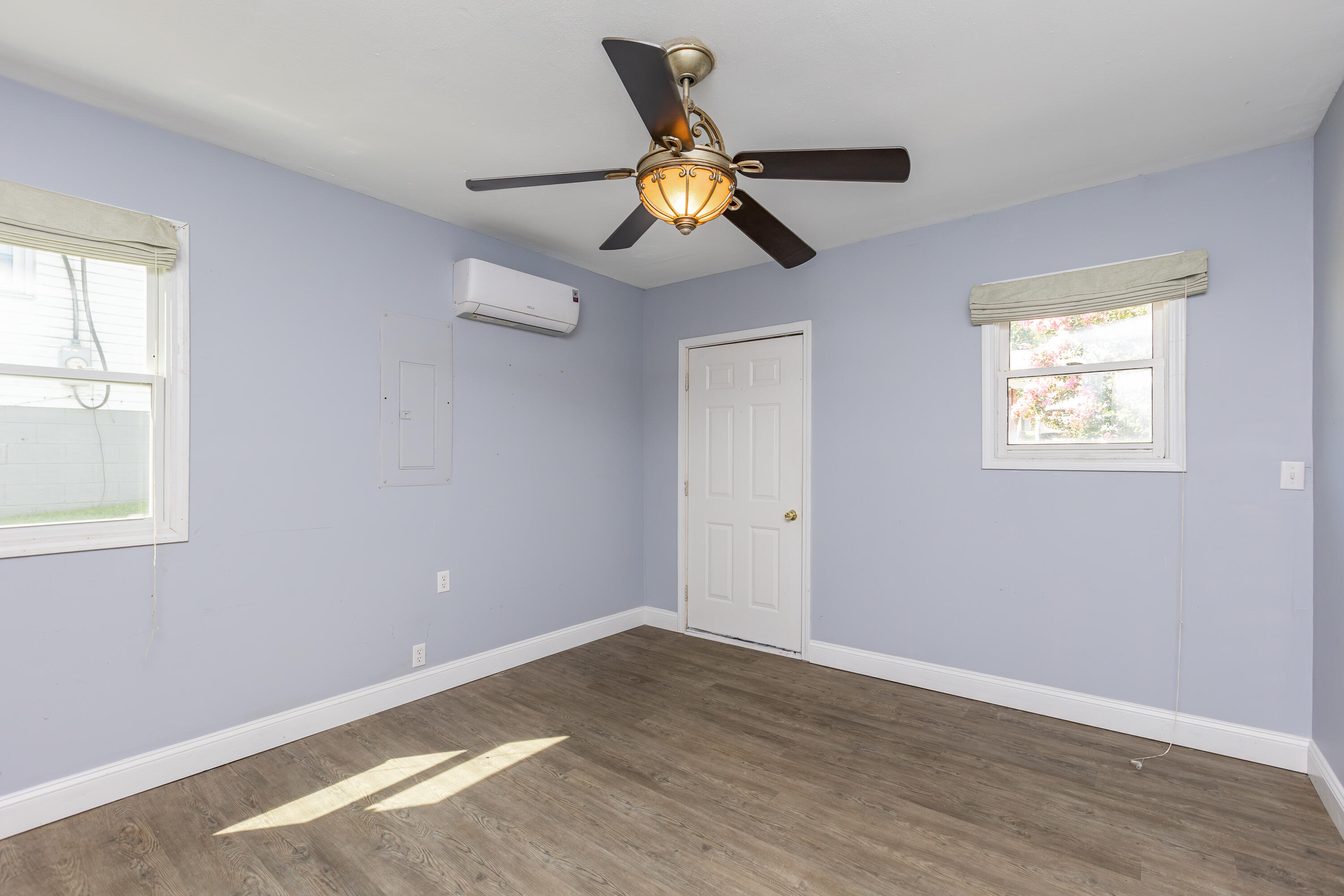 2408 Todd Street Property Photo 23