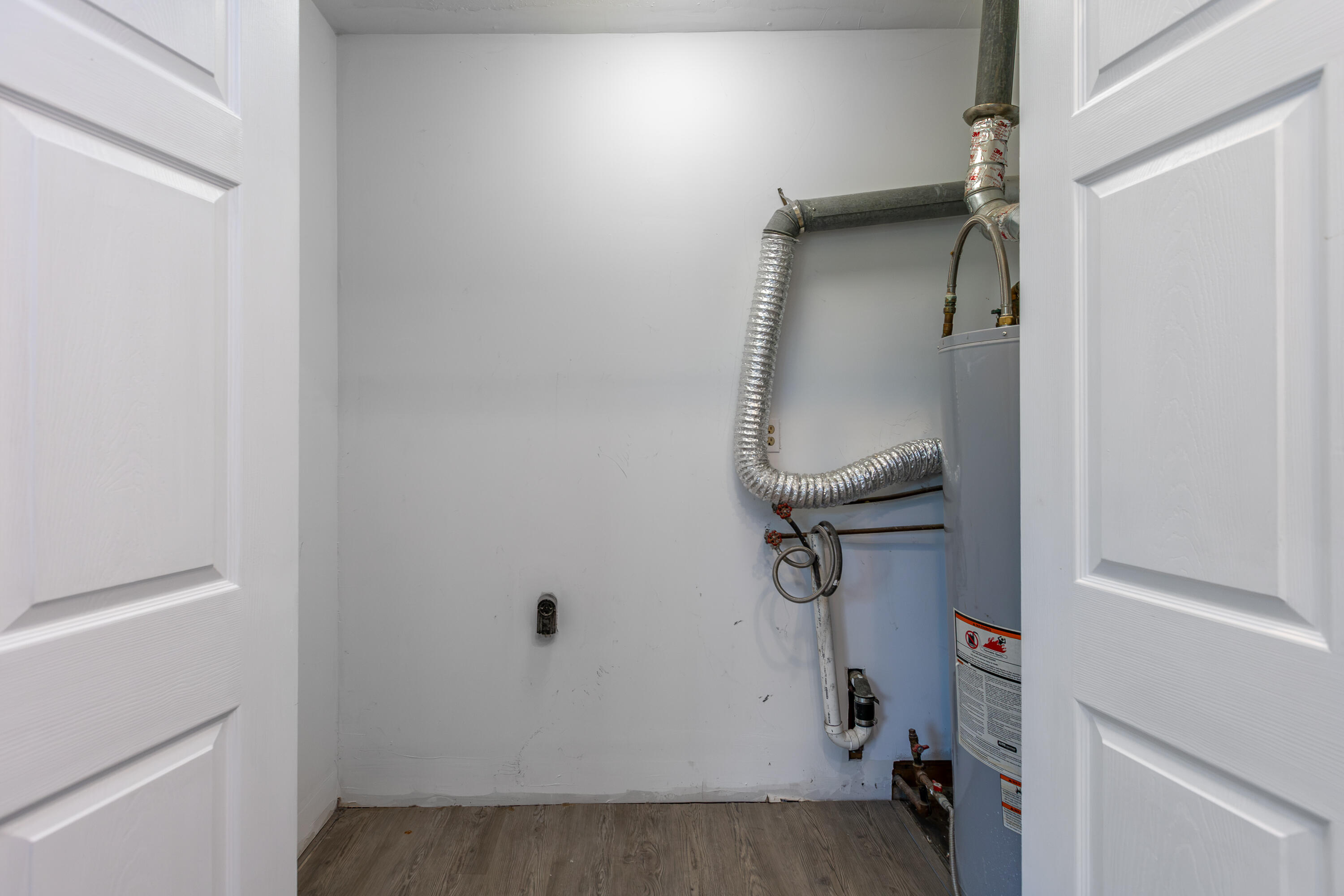 2408 Todd Street Property Photo 25
