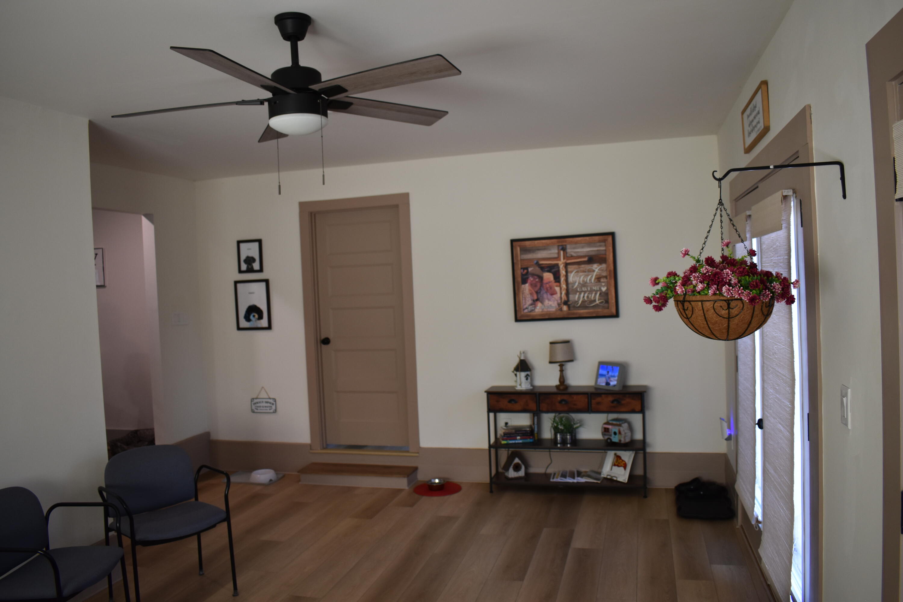4350 Wellingborough Lane Property Photo 2
