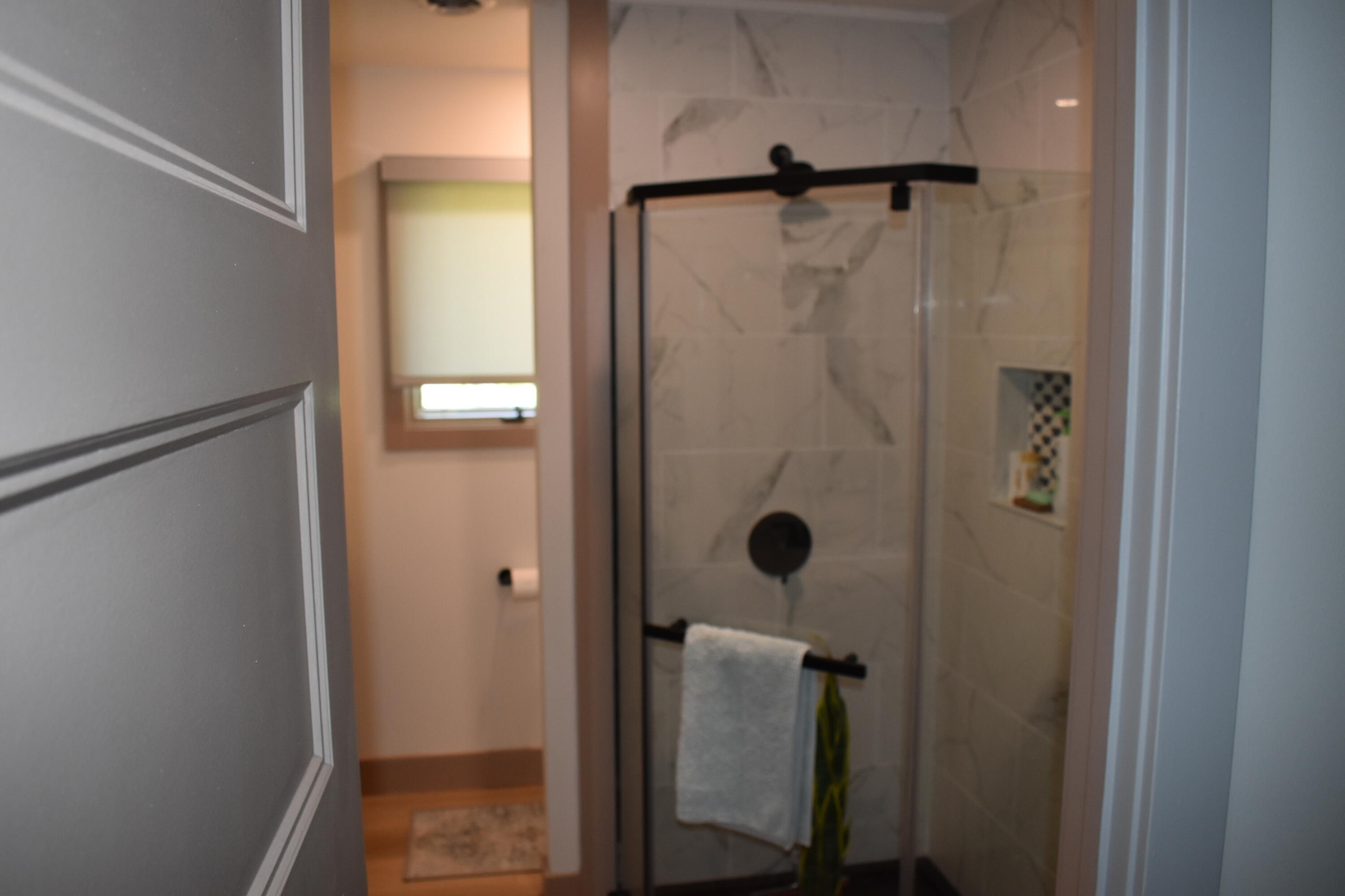 4350 Wellingborough Lane Property Photo 8