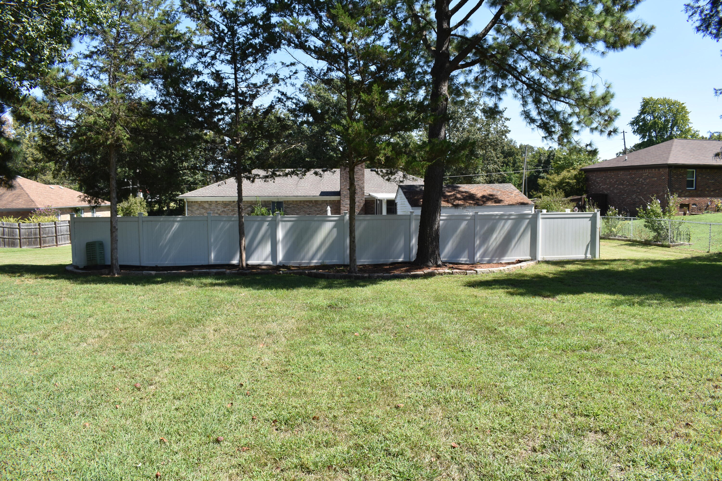 4350 Wellingborough Lane Property Photo 27