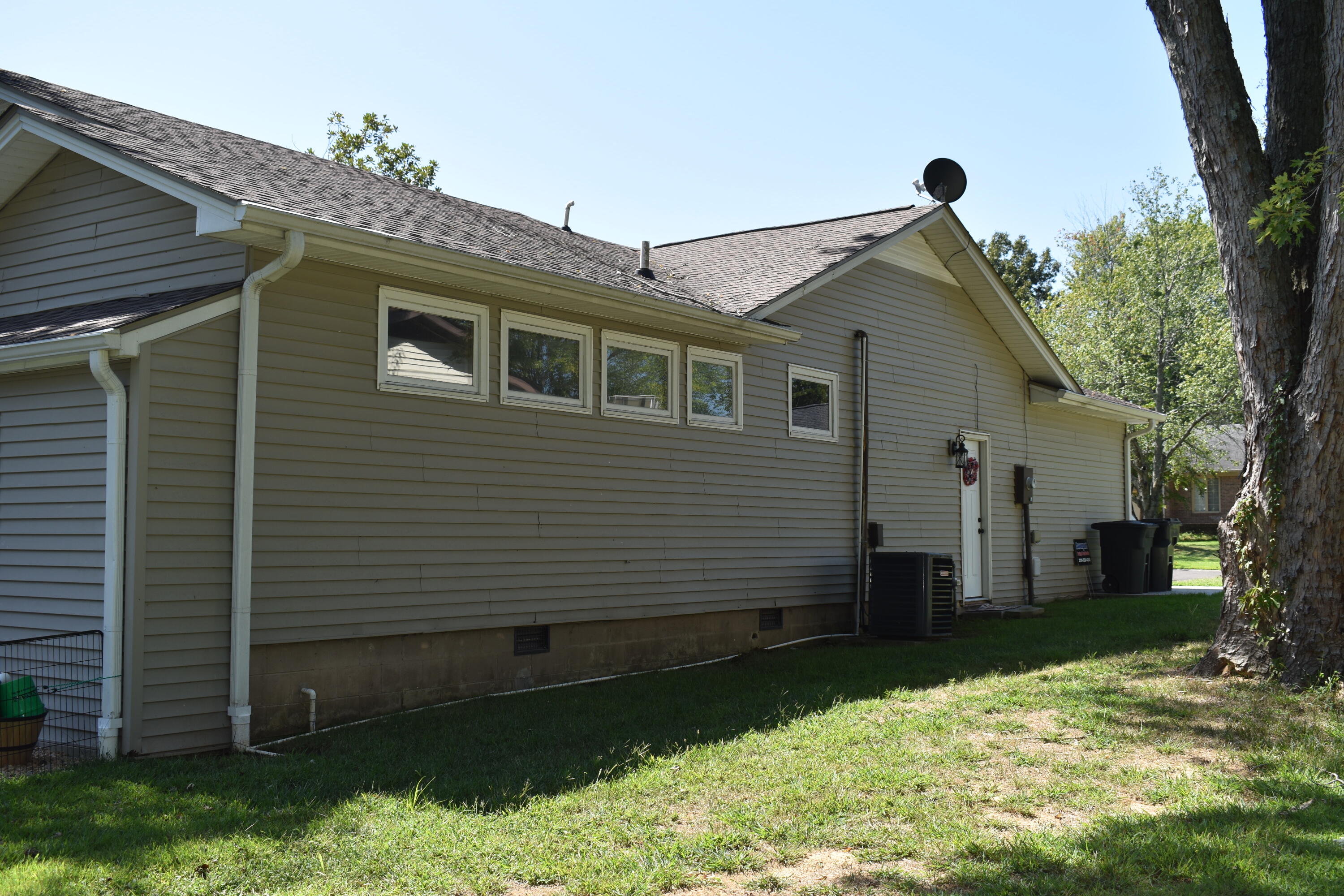 4350 Wellingborough Lane Property Photo 32