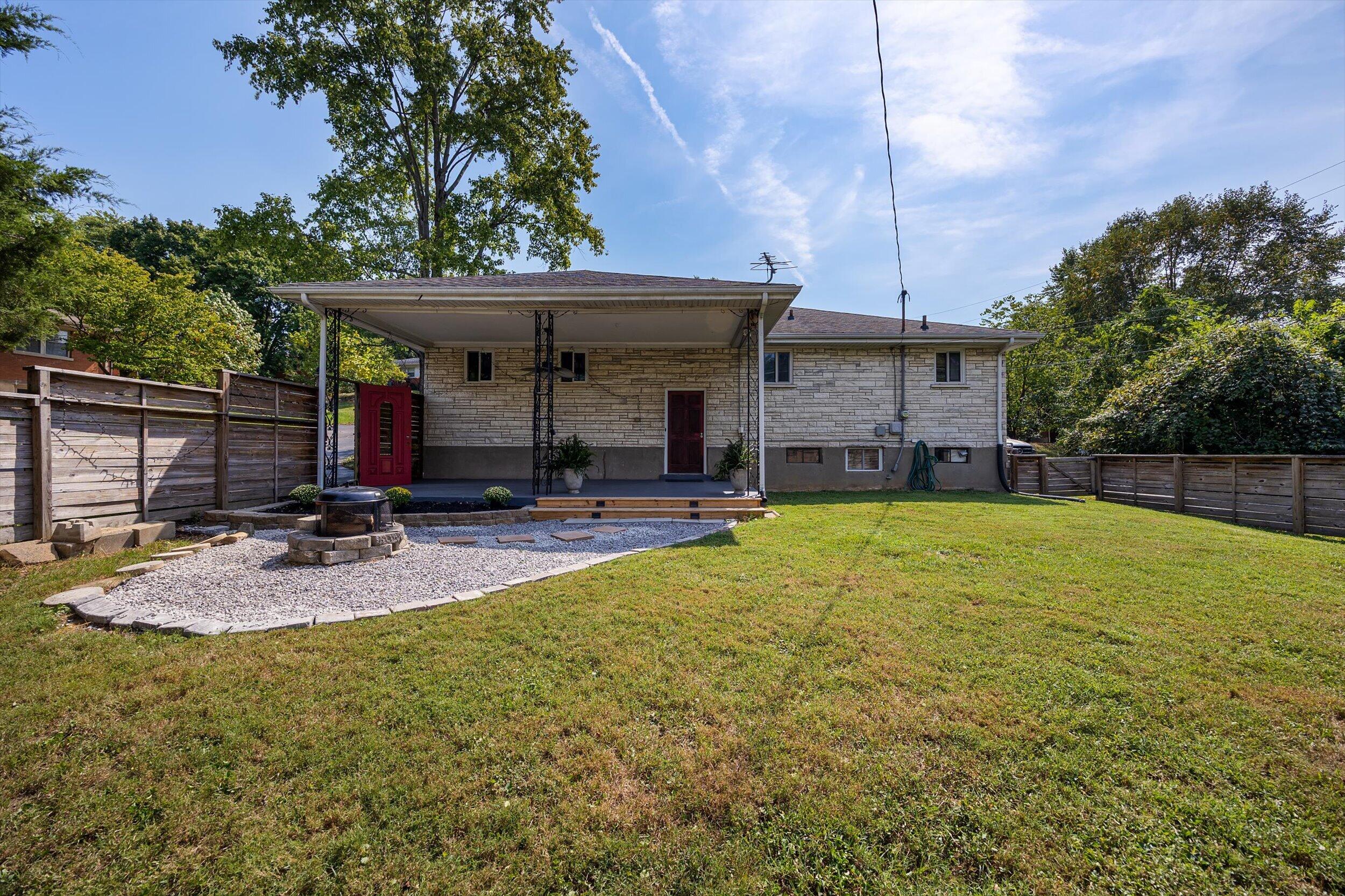 1617 Whippoorwill Road Property Photo 10
