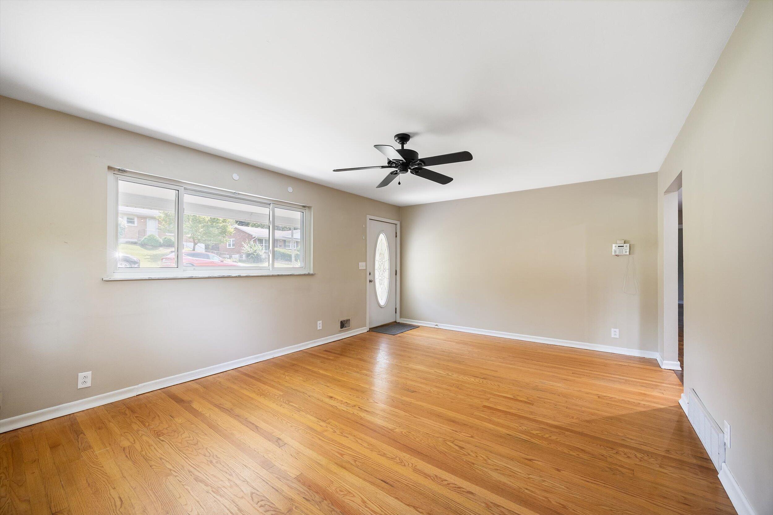 1617 Whippoorwill Road Property Photo 16