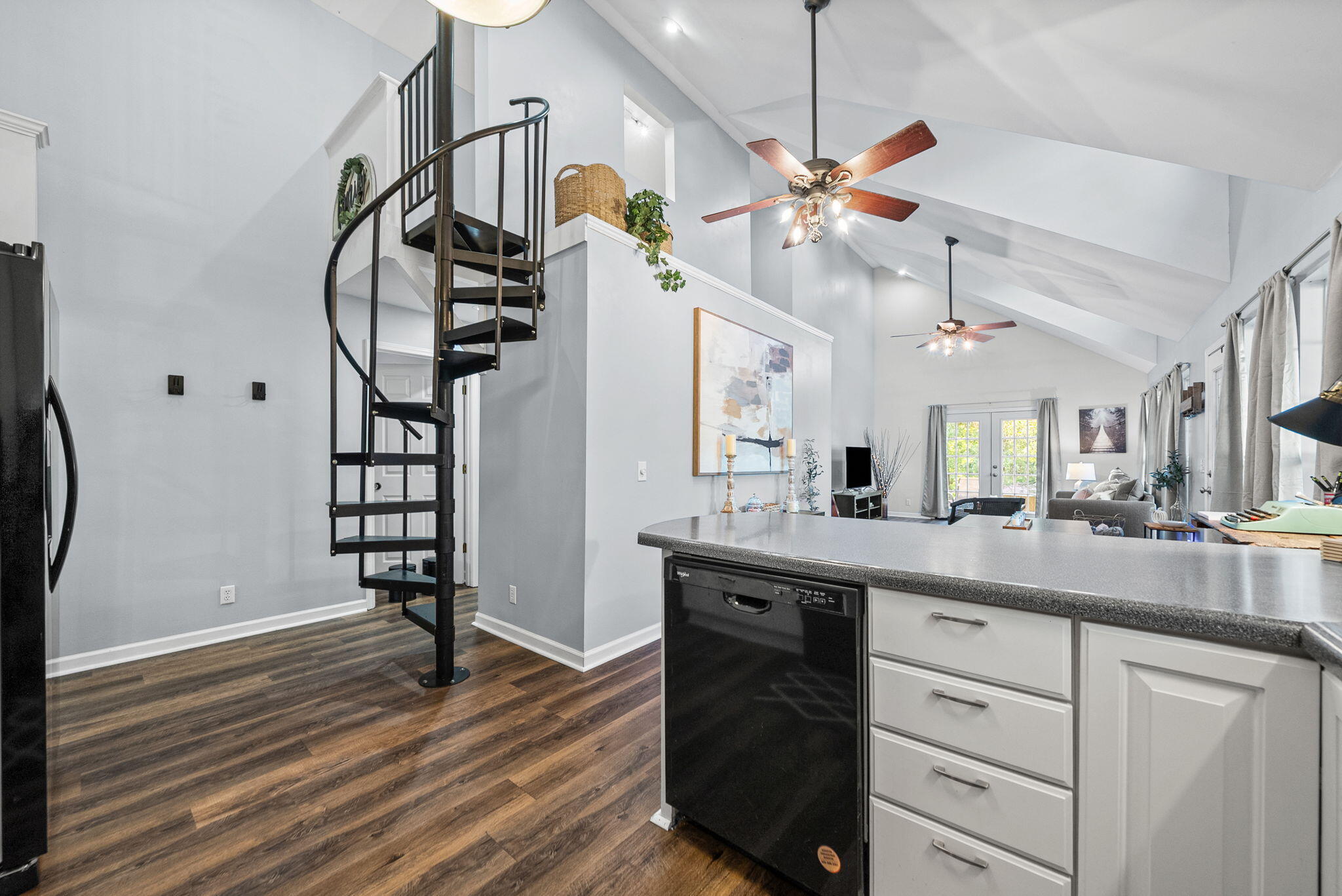 45 Missouri Court Property Photo 14