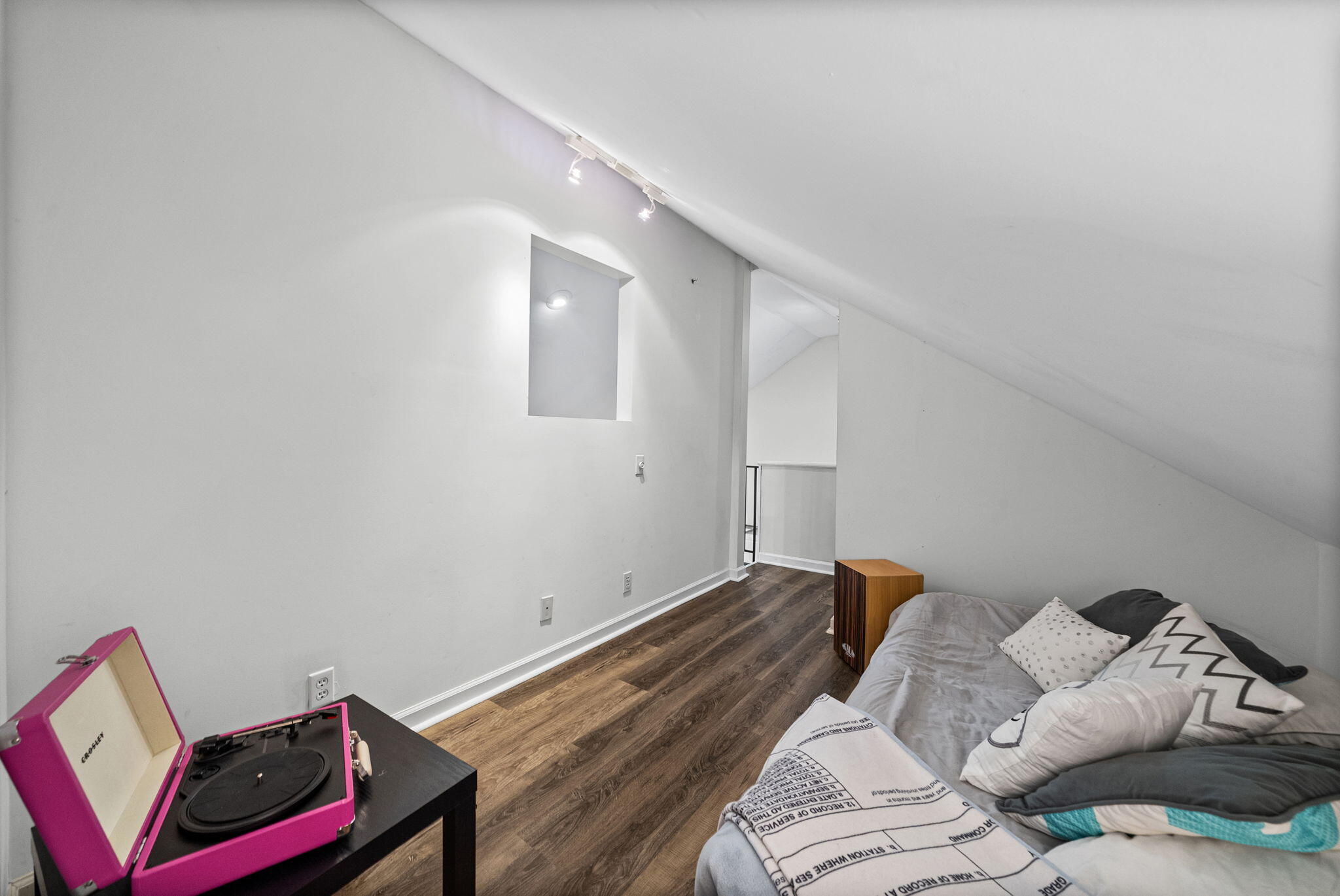45 Missouri Court Property Photo 24