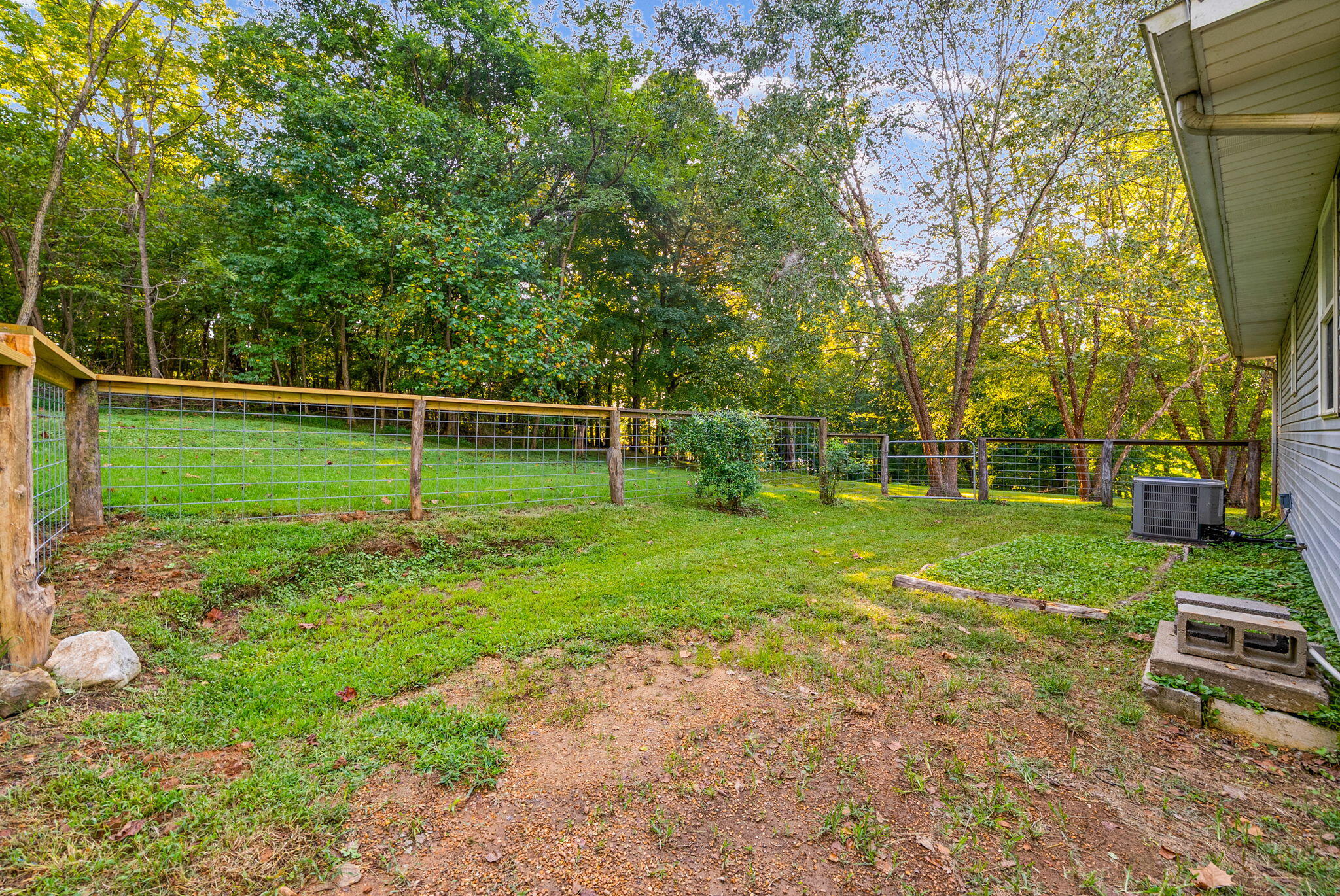 45 Missouri Court Property Photo 26